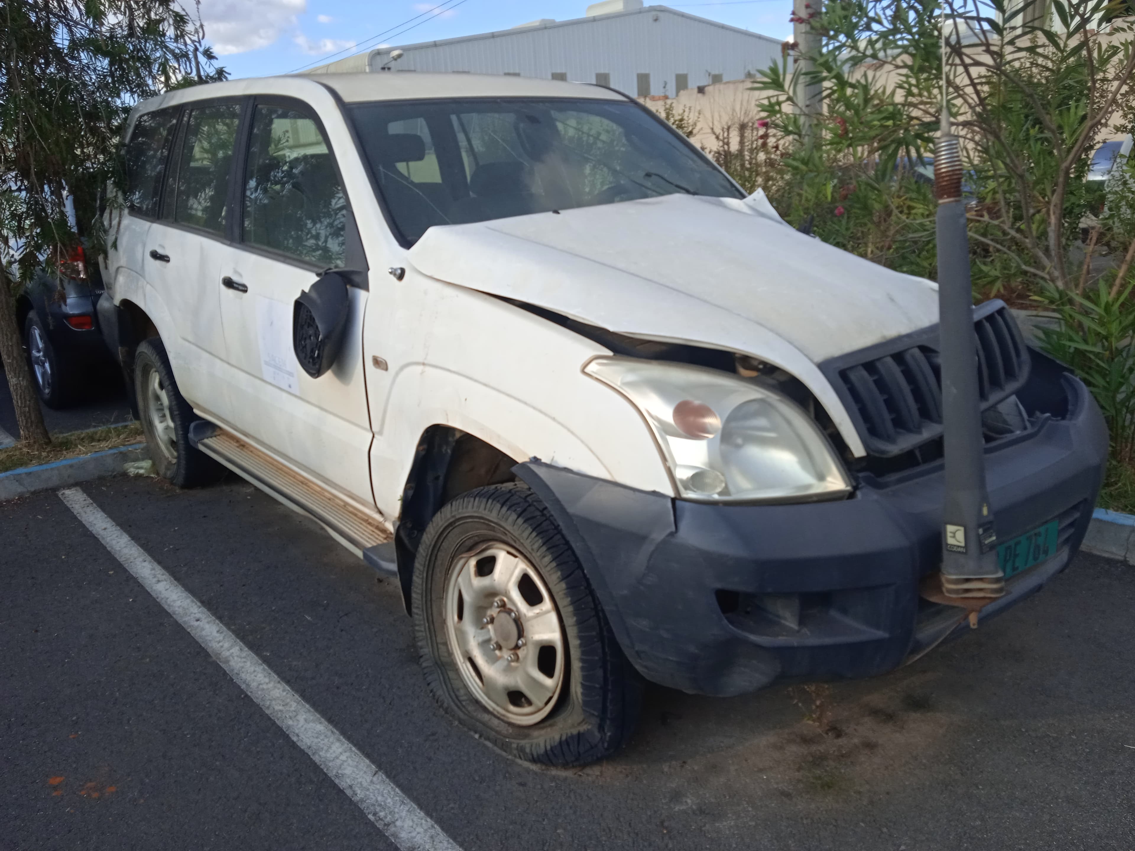 Toyota Prado — image 12