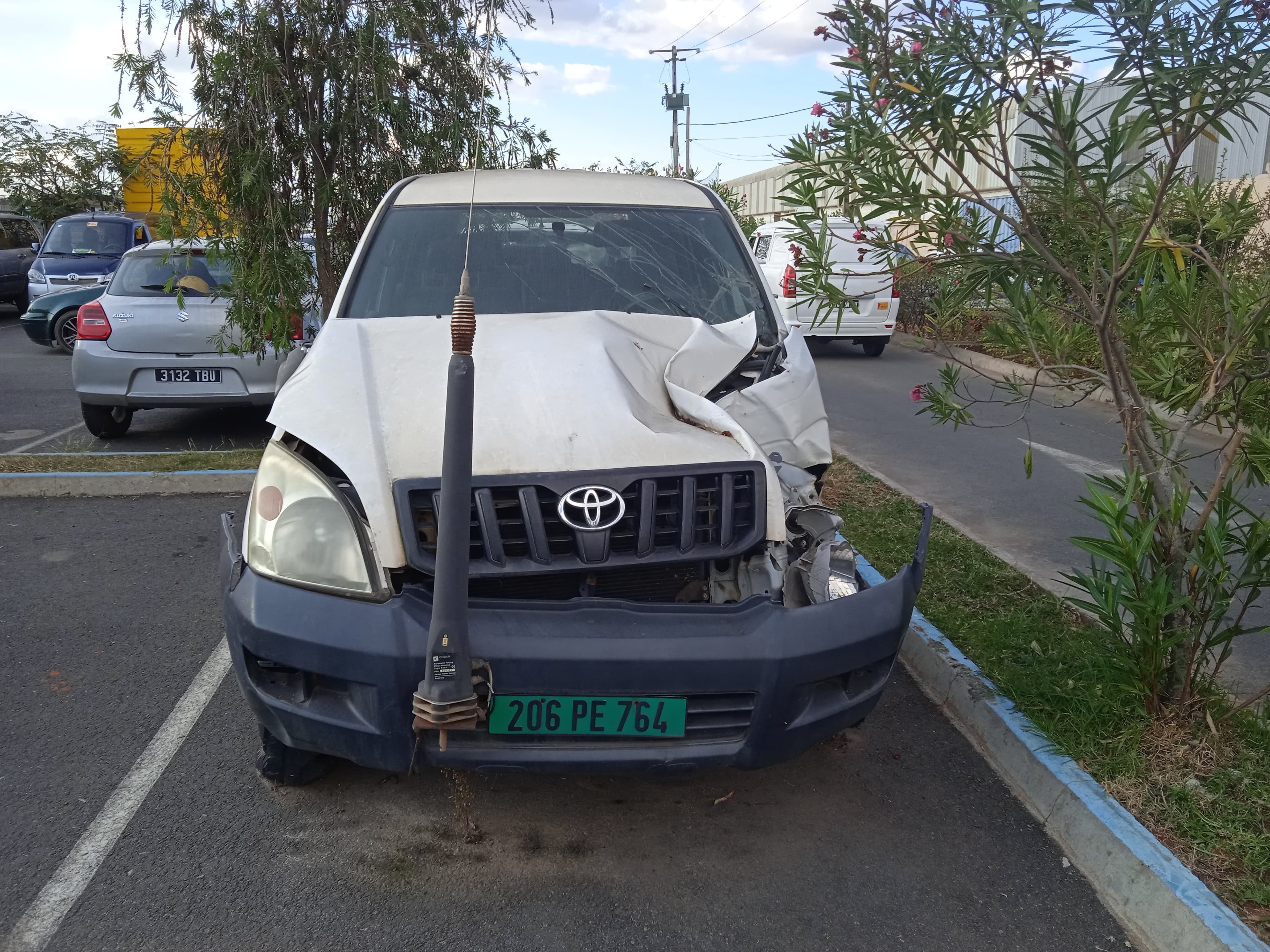 Toyota Prado — image 15