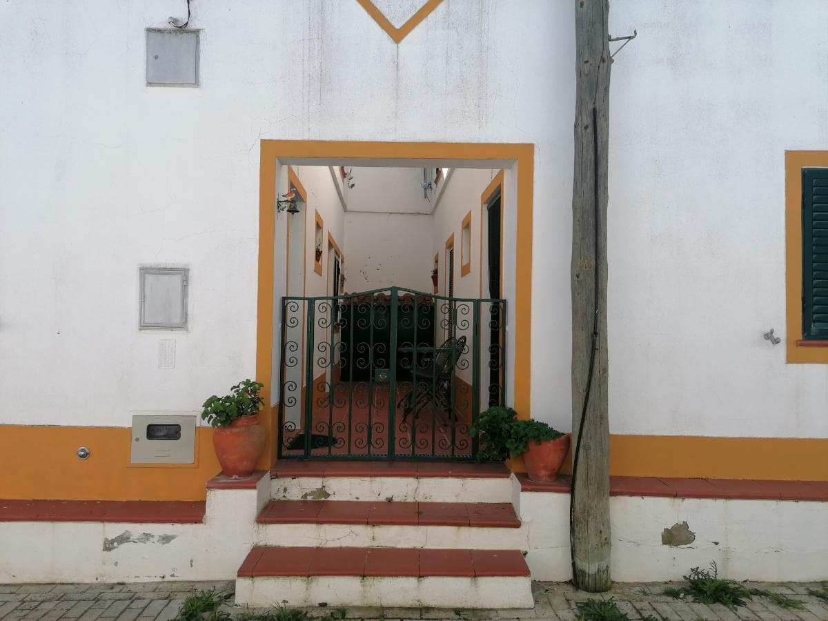 1/9 de Moradia + 1/4 de Arrecadação · Mértola, Beja — imagen 2