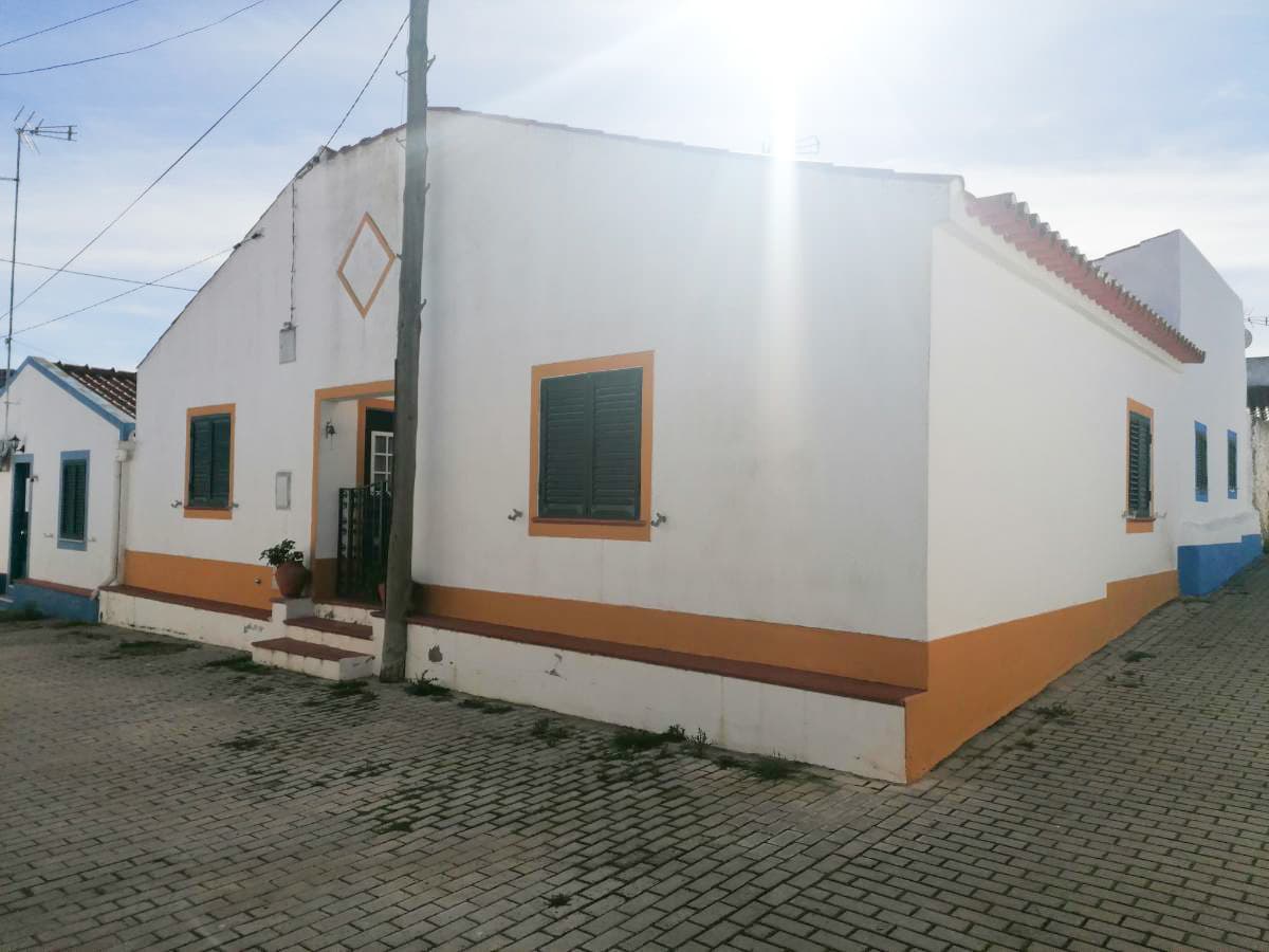 1/9 de Moradia + 1/4 de Arrecadação · Mértola, Beja — imagen 1