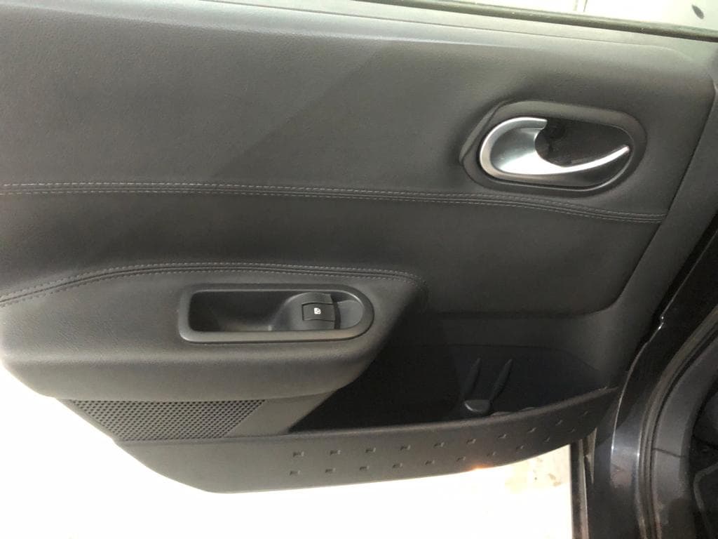 Renault Mégane 1.5 DCI · Ano 2007 — imagem 24