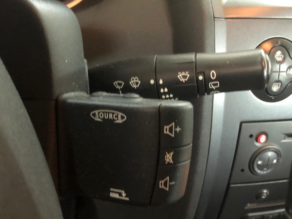 Renault Mégane 1.5 DCI · Ano 2007 — imagem 43