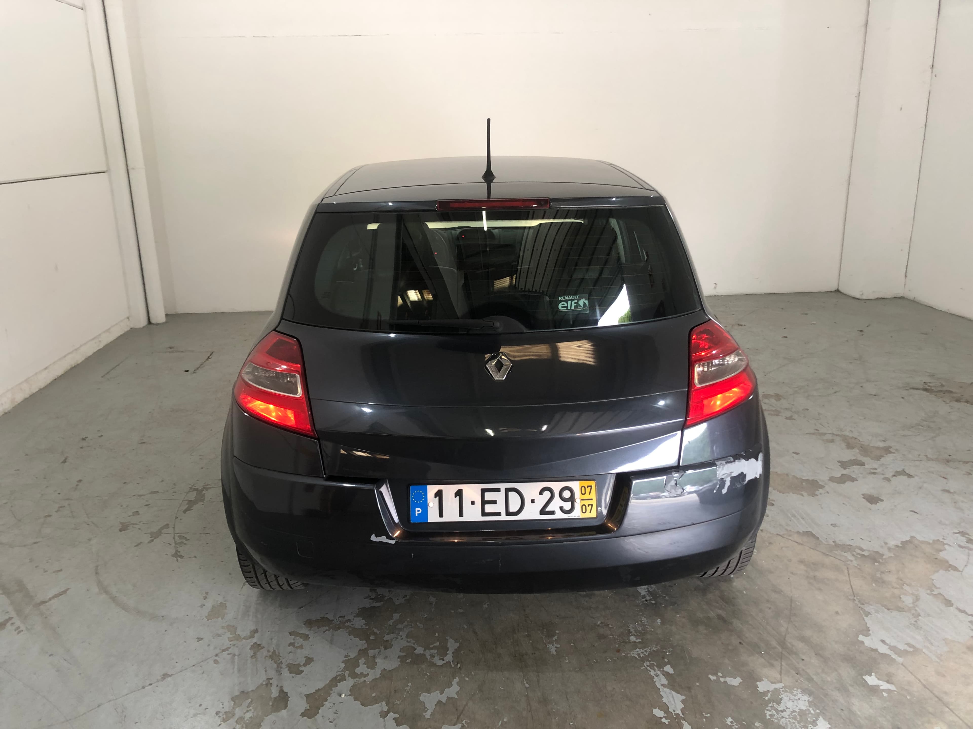 Renault Mégane 1.5 DCI · Ano 2007 — imagem 4