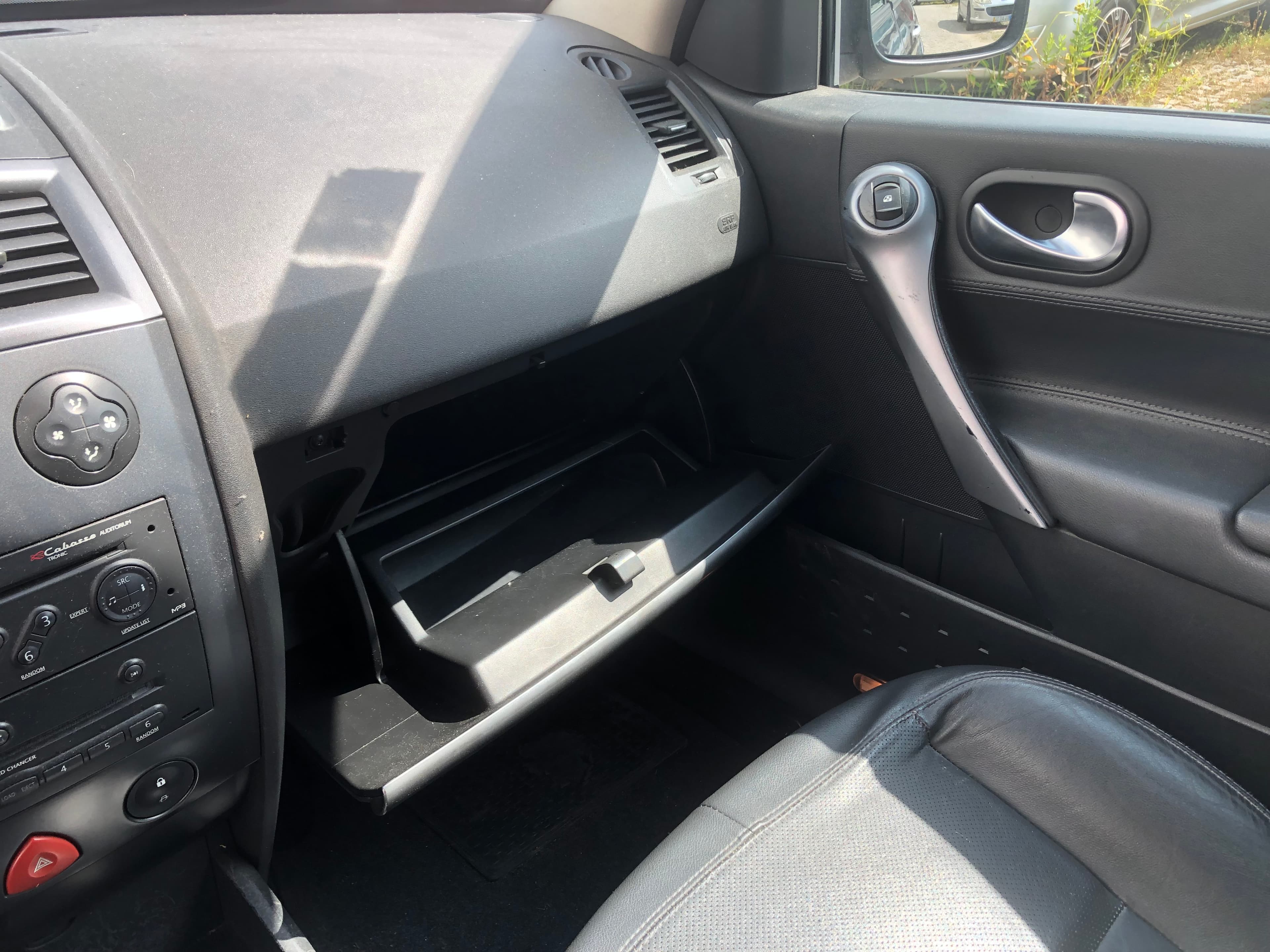 Renault Mégane 1.5 DCI · Ano 2007 — imagem 39