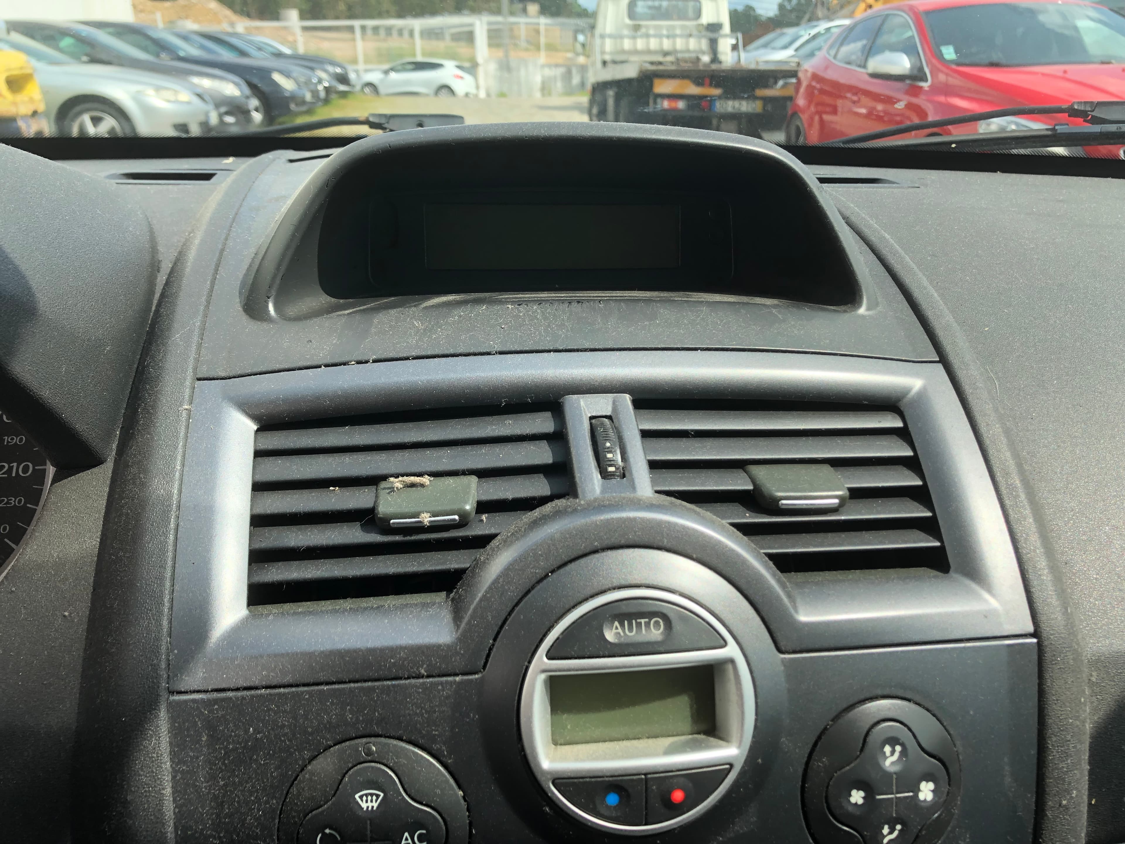 Renault Mégane 1.5 DCI · Ano 2007 — imagem 38