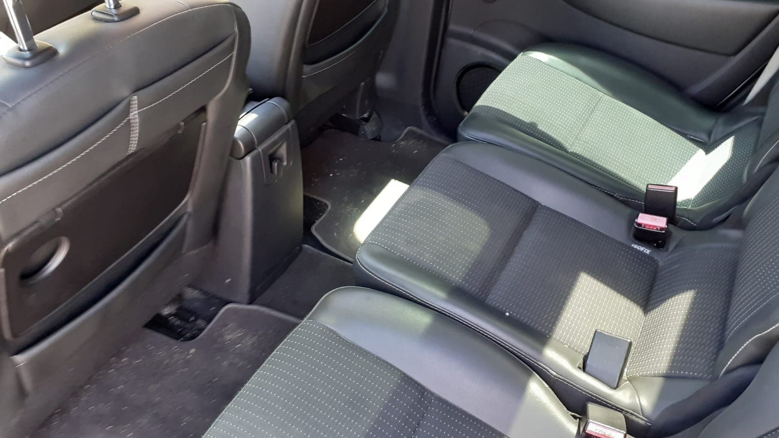 Renault Grand Scénic DCI · Ano 2013 — imagen 20