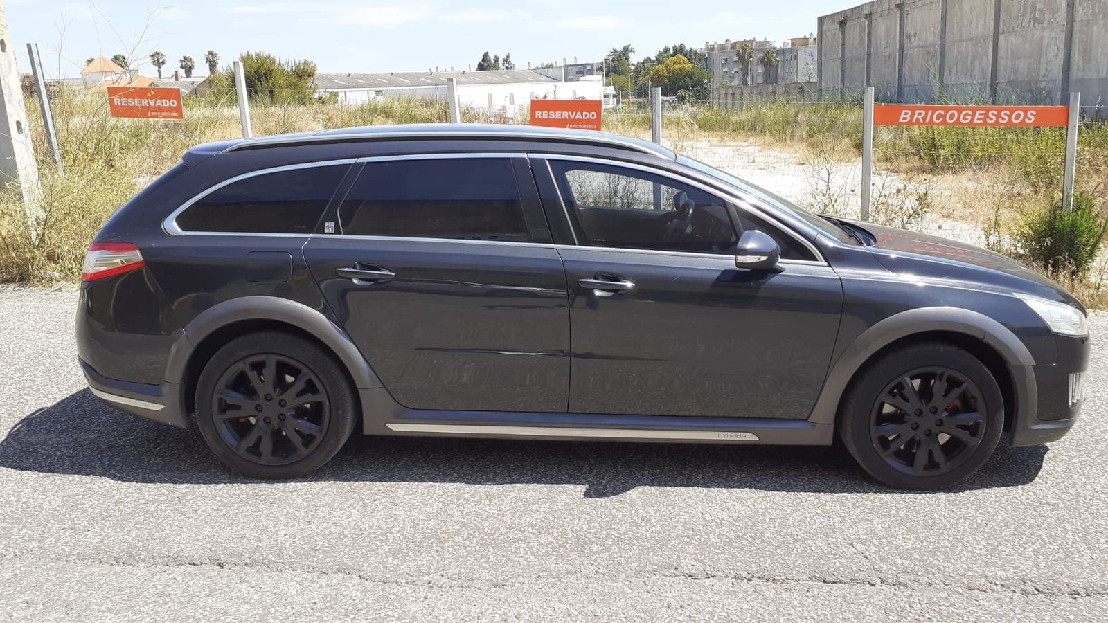 Peugeot 508 SW 2.0 HDI RXH Hybrid · Ano 2012 — imagem 3