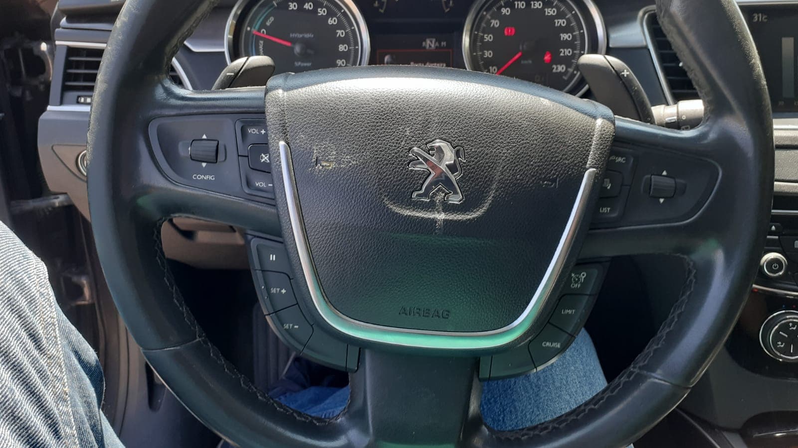 Peugeot 508 SW 2.0 HDI RXH Hybrid · Ano 2012 — imagem 22
