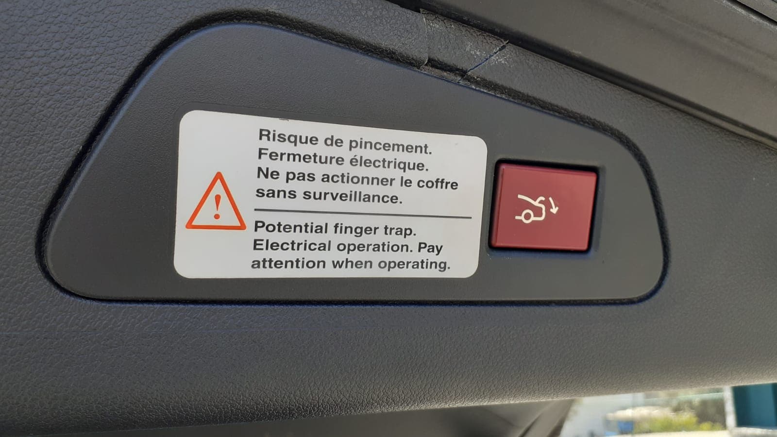 Peugeot 508 SW 2.0 HDI RXH Hybrid · Ano 2012 — imagem 12