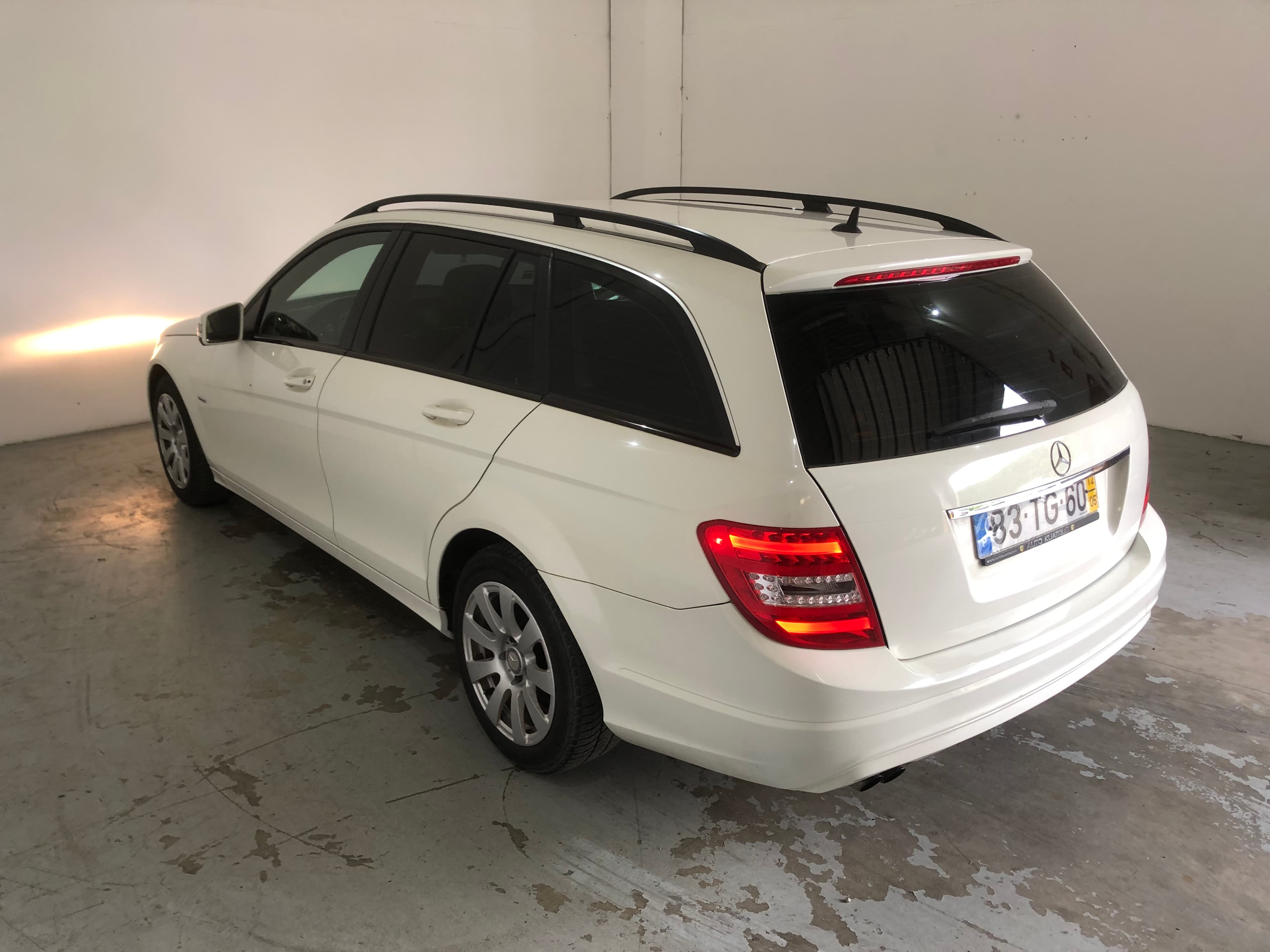 Mercedes-Benz C200 CDI · Ano 2012 — imagen 9
