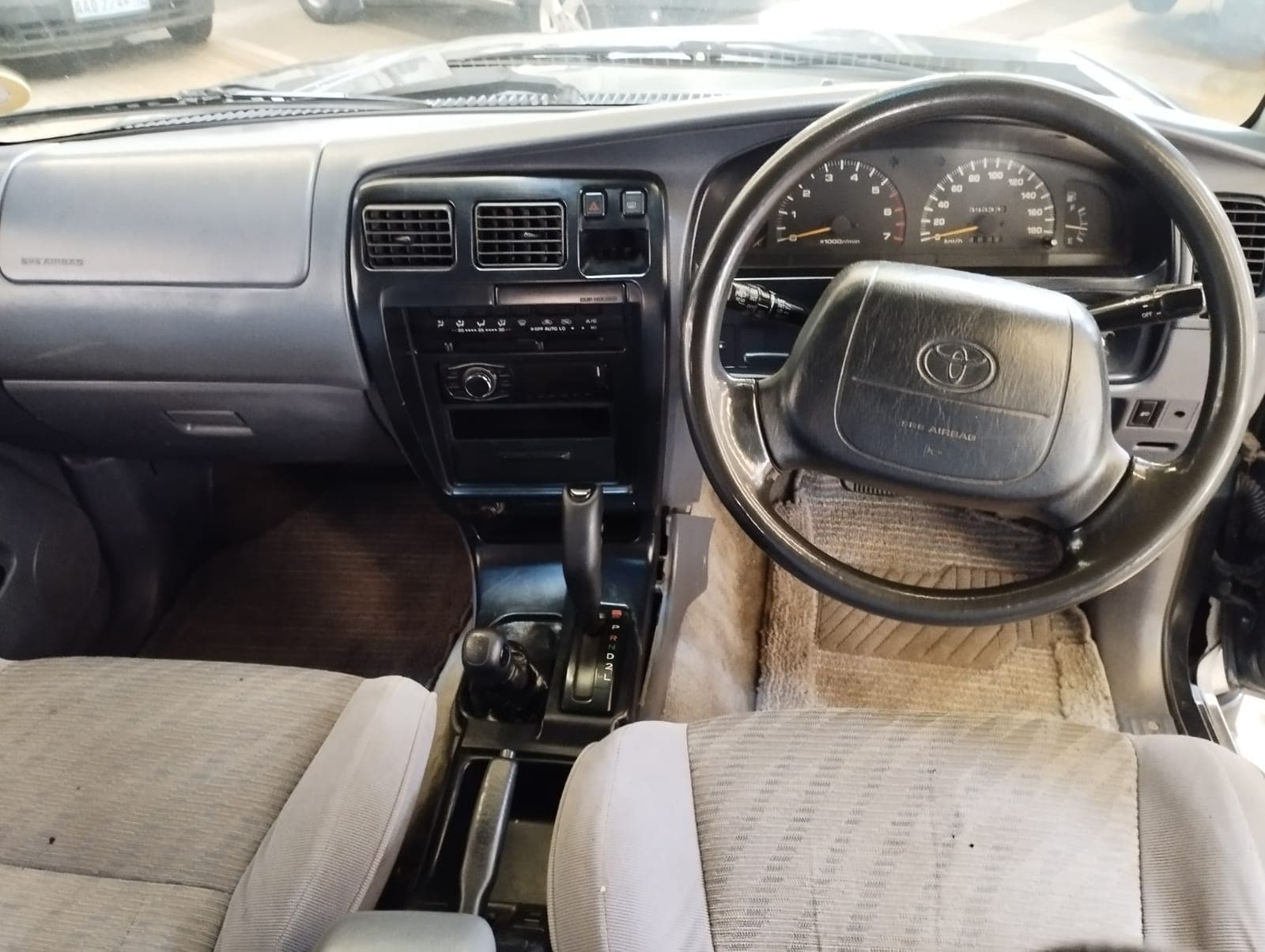 Toyota Surf — image 7
