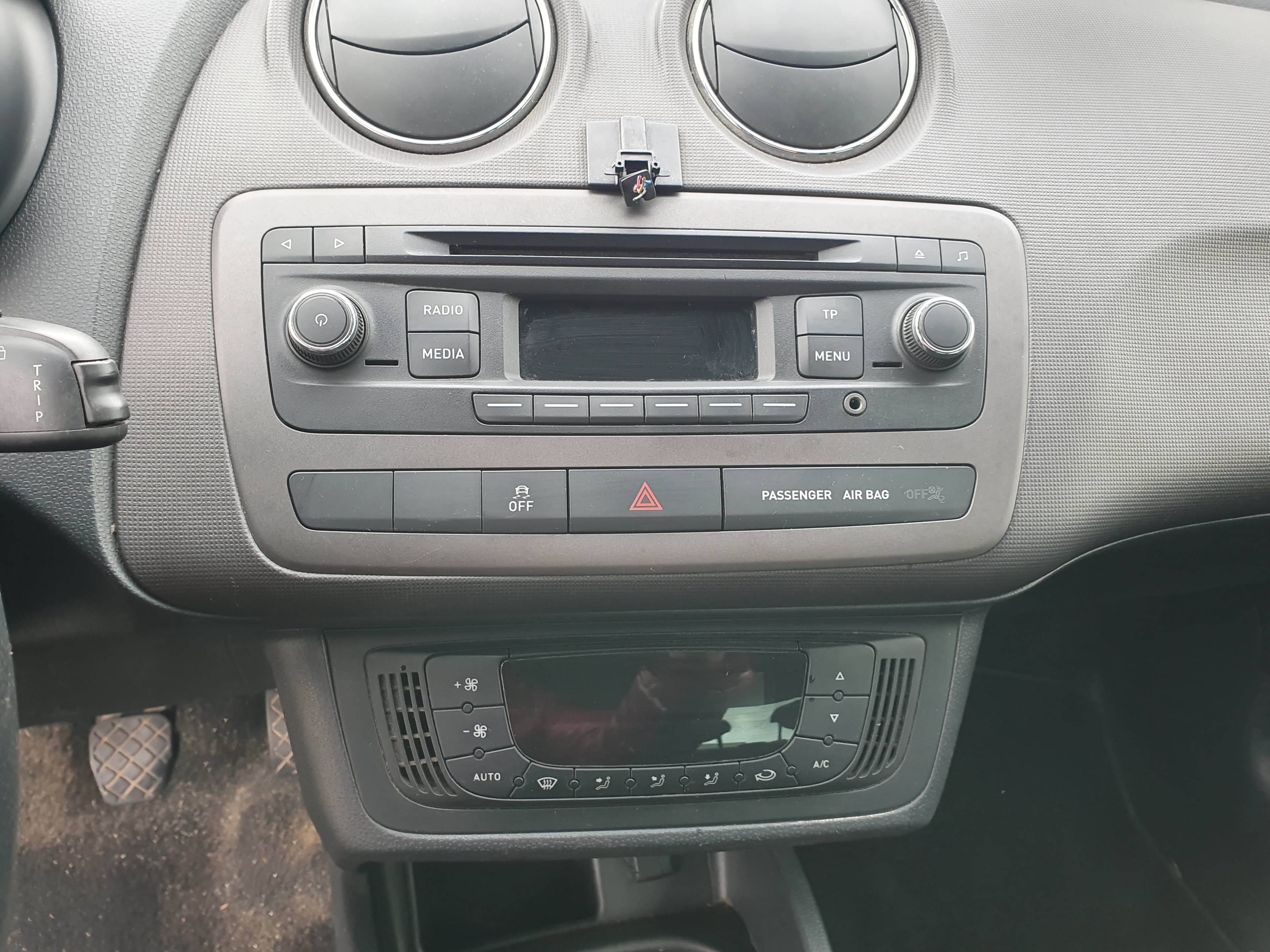 Seat Ibiza 1.2 TDI · Ano 2013 — imagen 36