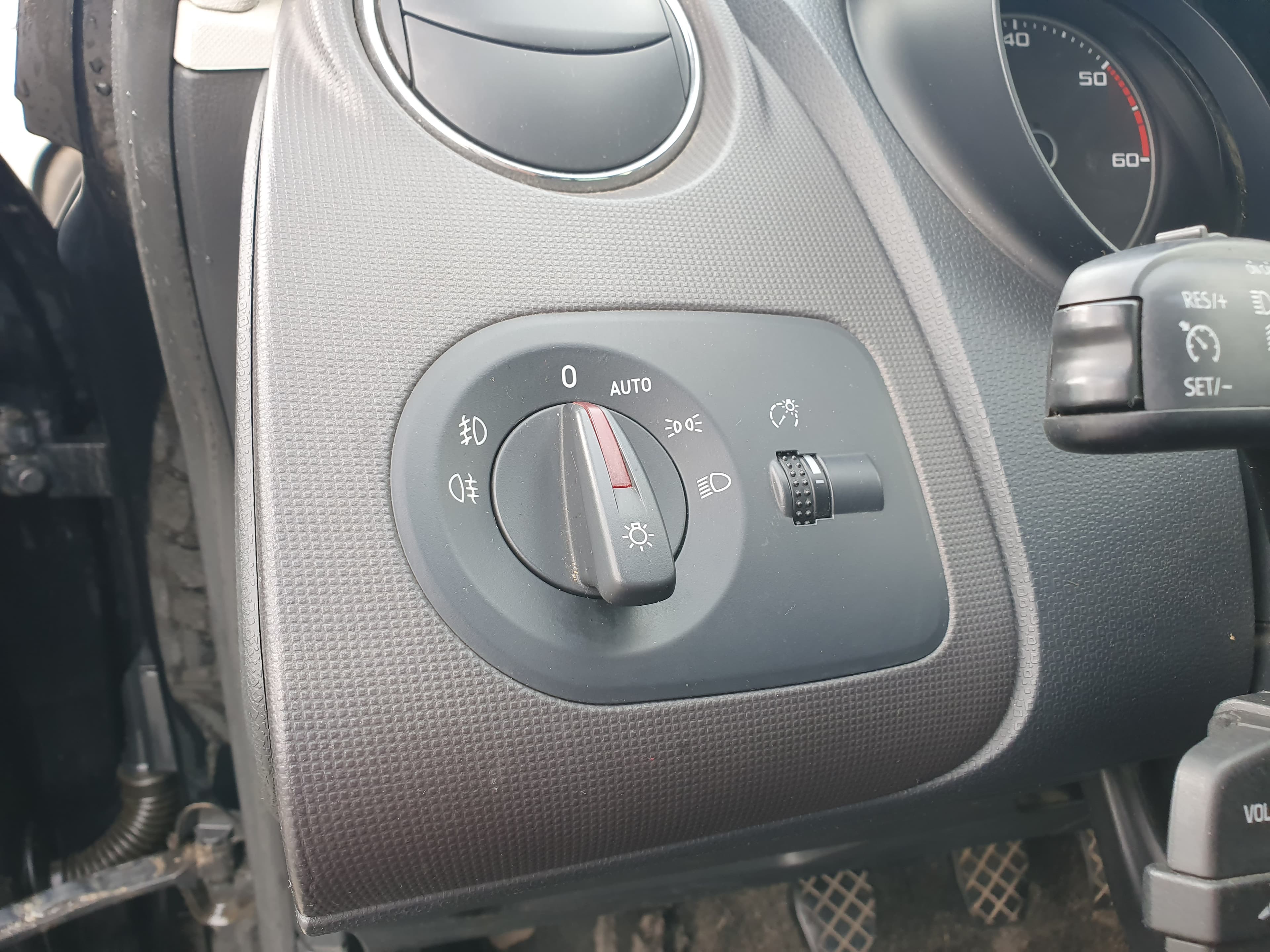 Seat Ibiza 1.2 TDI · Ano 2013 — imagen 43