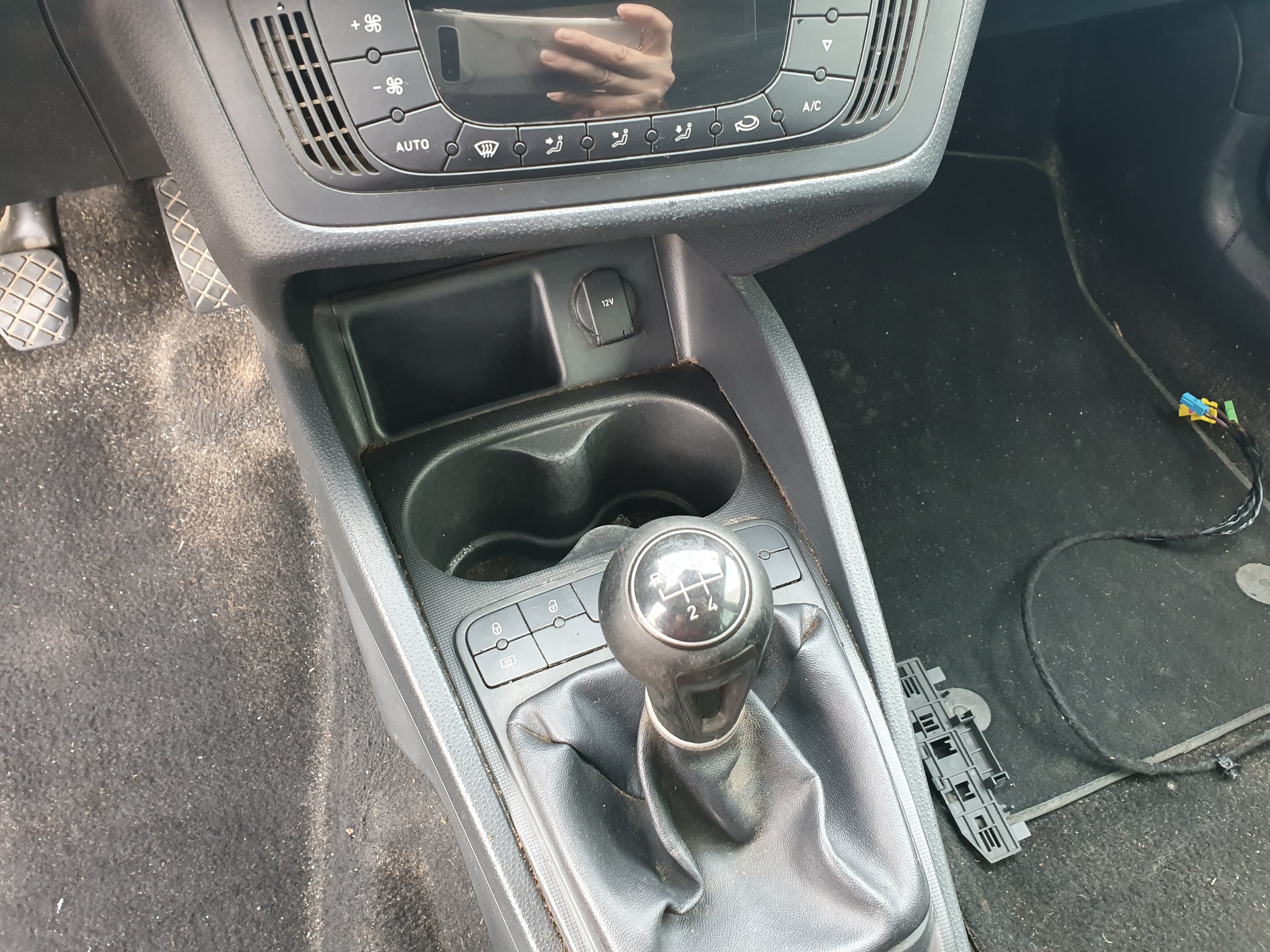 Seat Ibiza 1.2 TDI · Ano 2013 — imagen 37