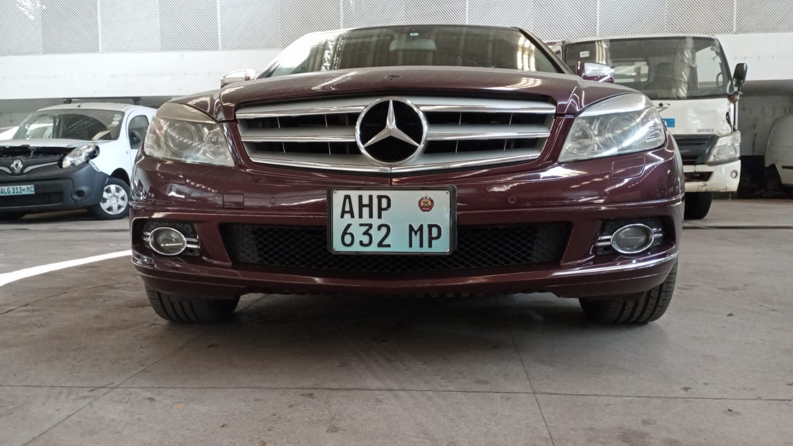 Mercedes Bez — image 8
