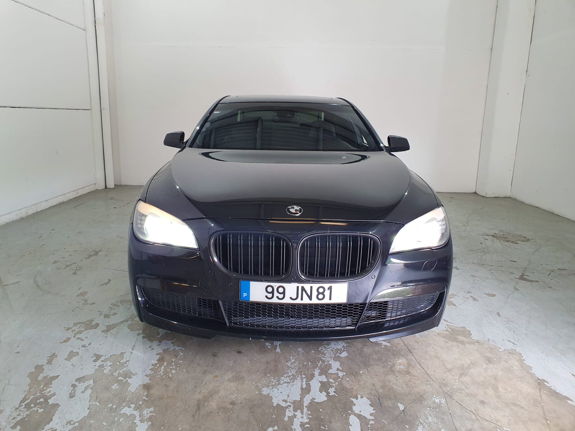 BMW 740D · Ano 2010 — image 2