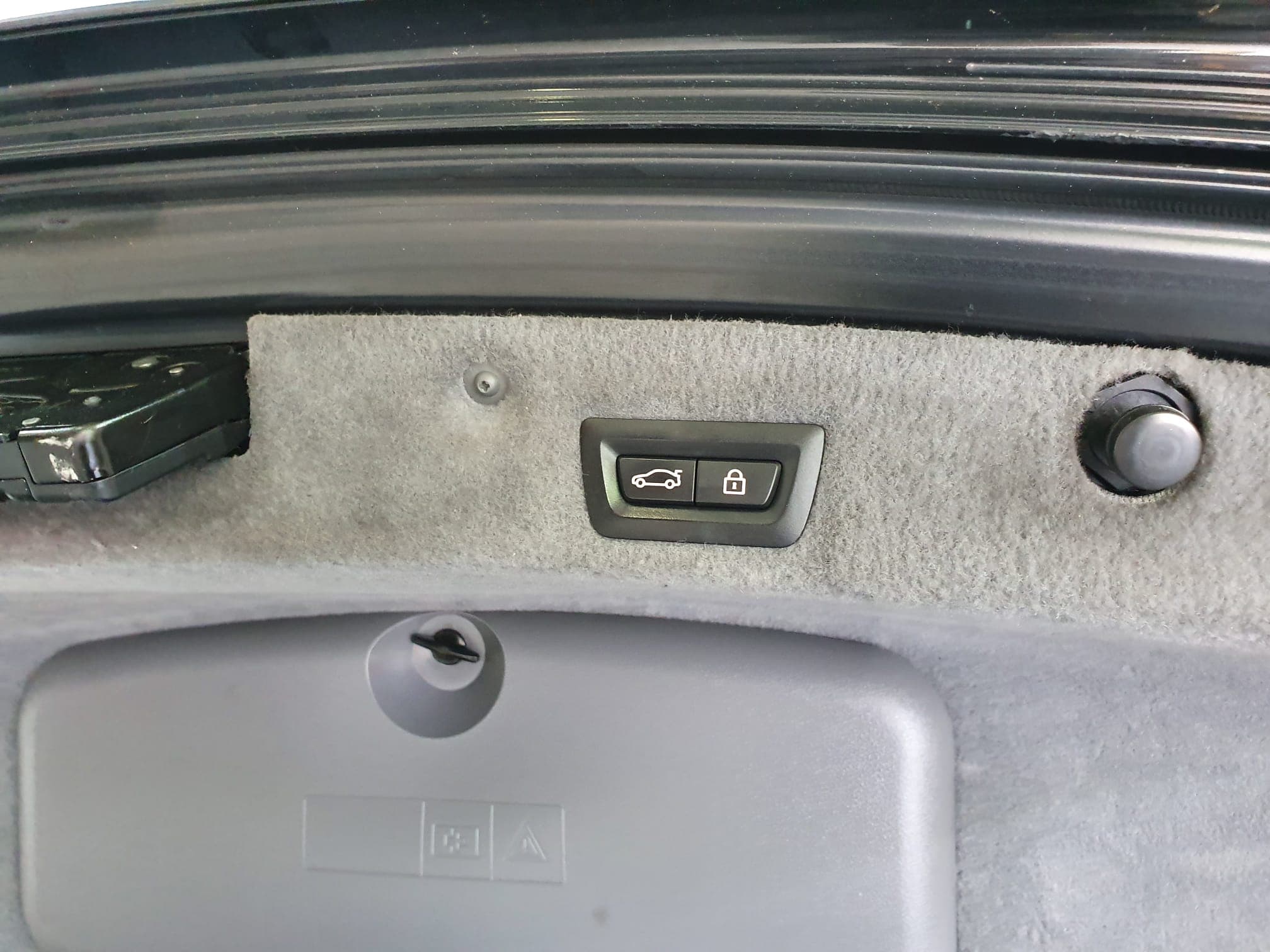 BMW 740D · Ano 2010 — image 12