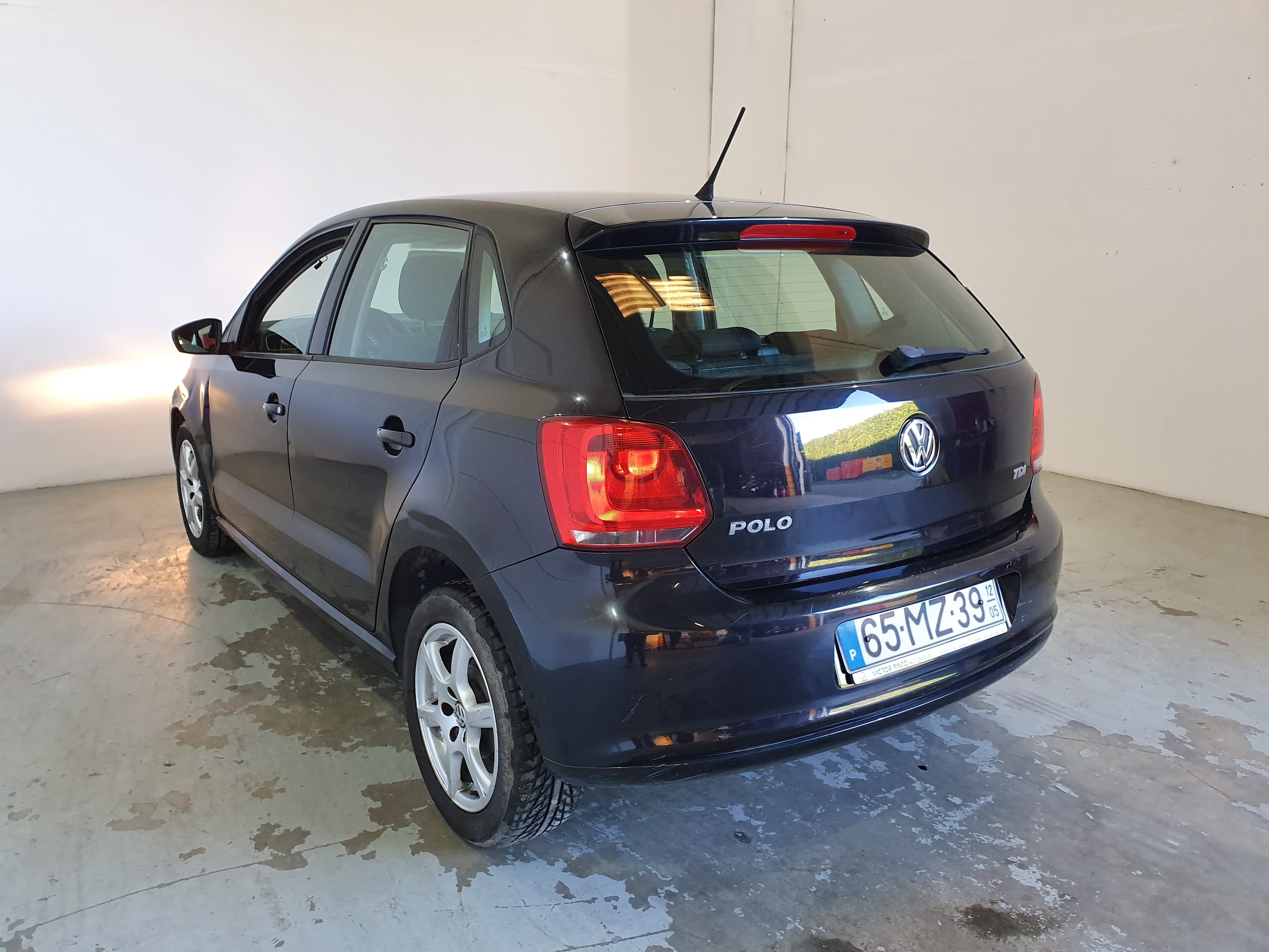 Volkswagen Polo 1.2 TDI · Ano 2012 — image 5