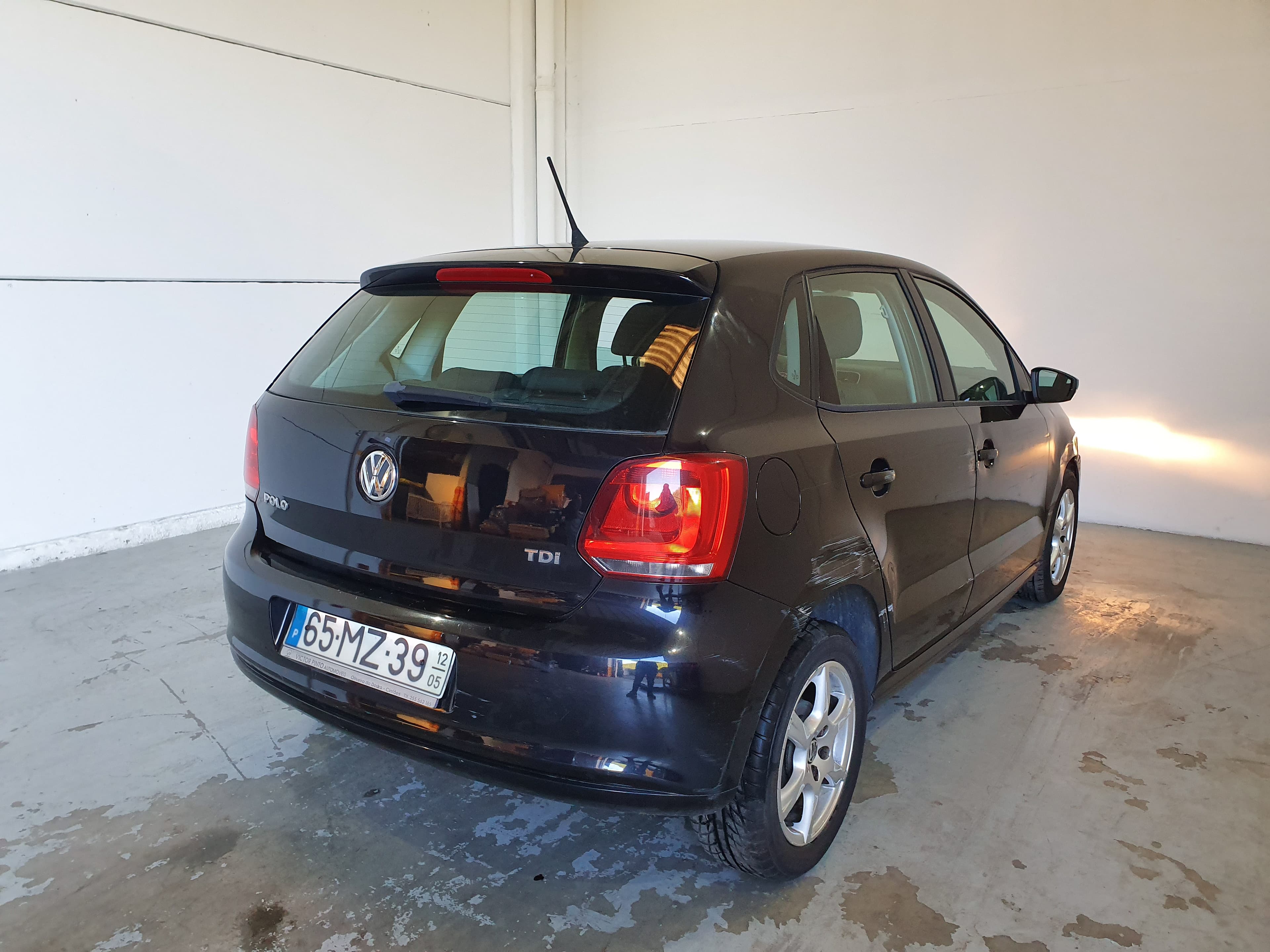 Volkswagen Polo 1.2 TDI · Ano 2012 — image 7