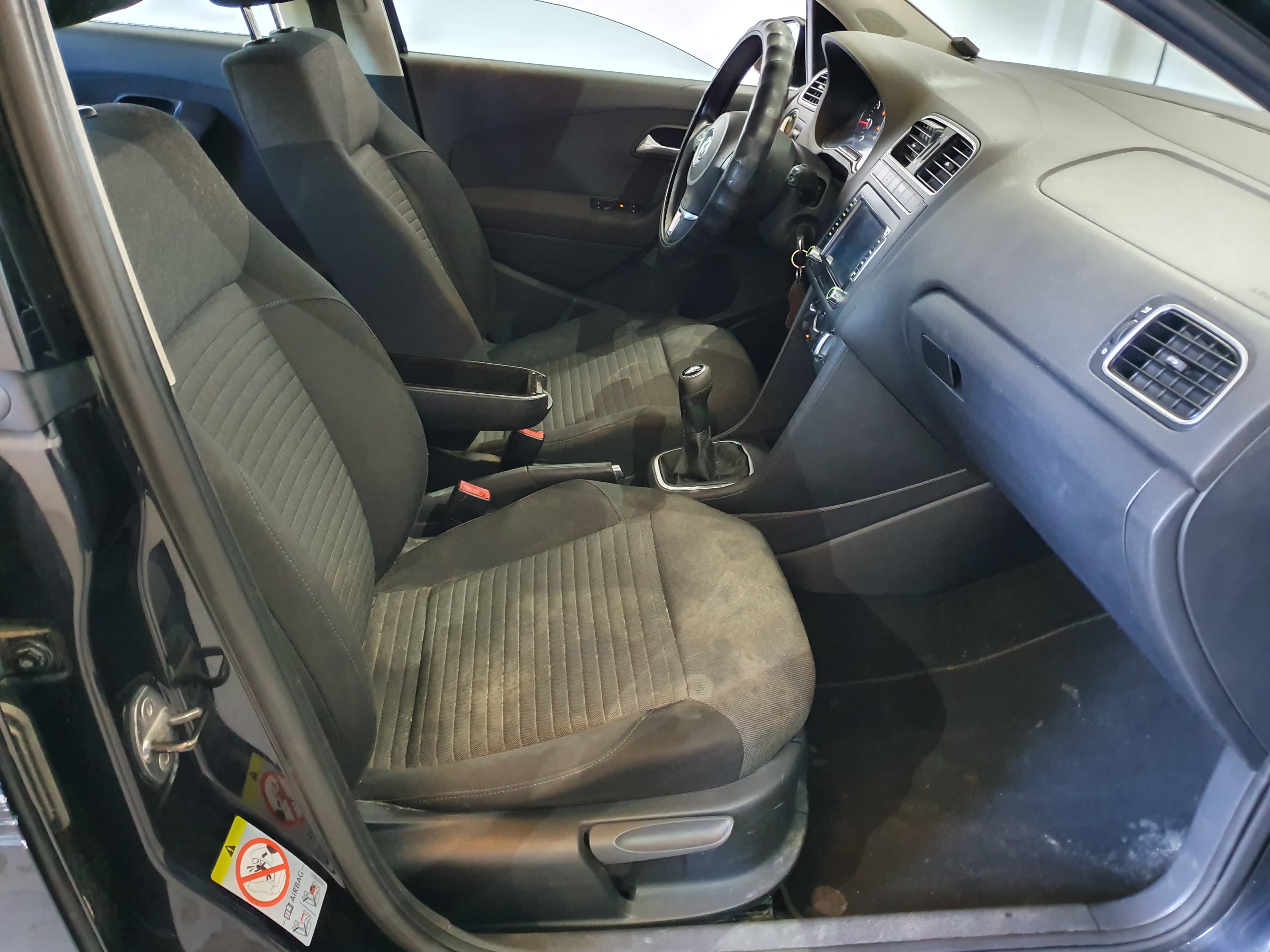 Volkswagen Polo 1.2 TDI · Ano 2012 — image 26