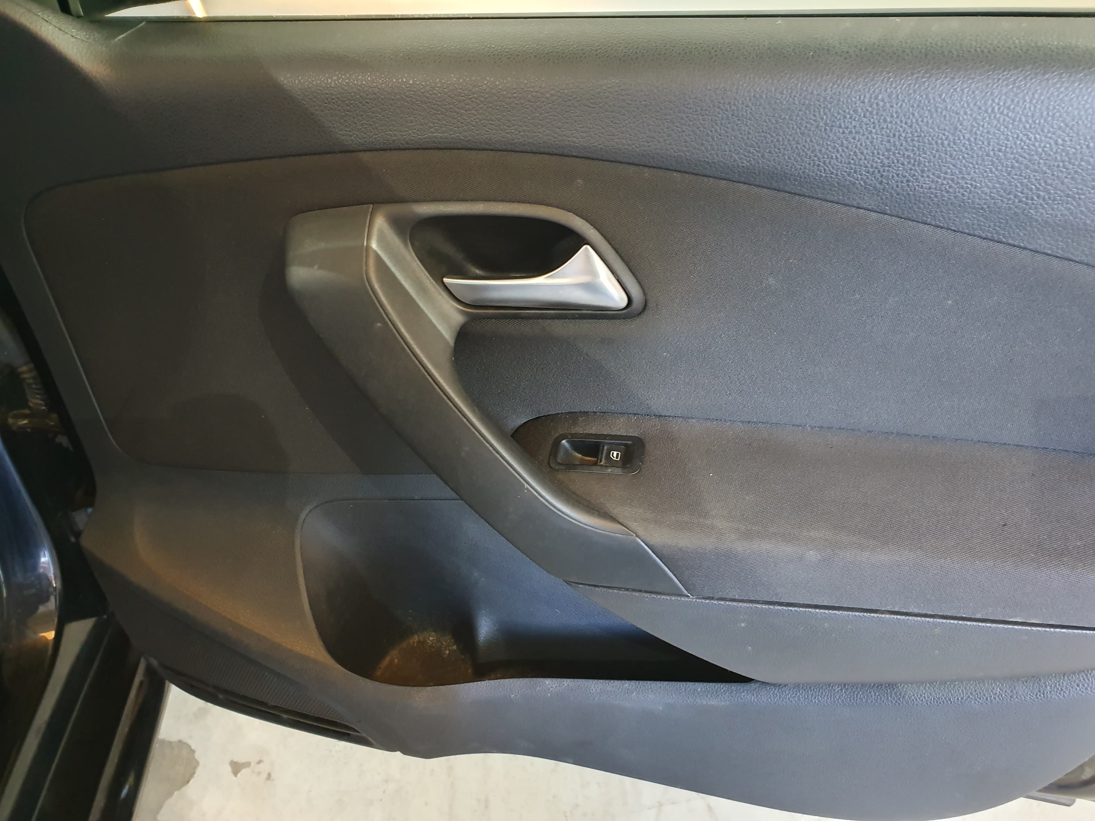 Volkswagen Polo 1.2 TDI · Ano 2012 — image 25