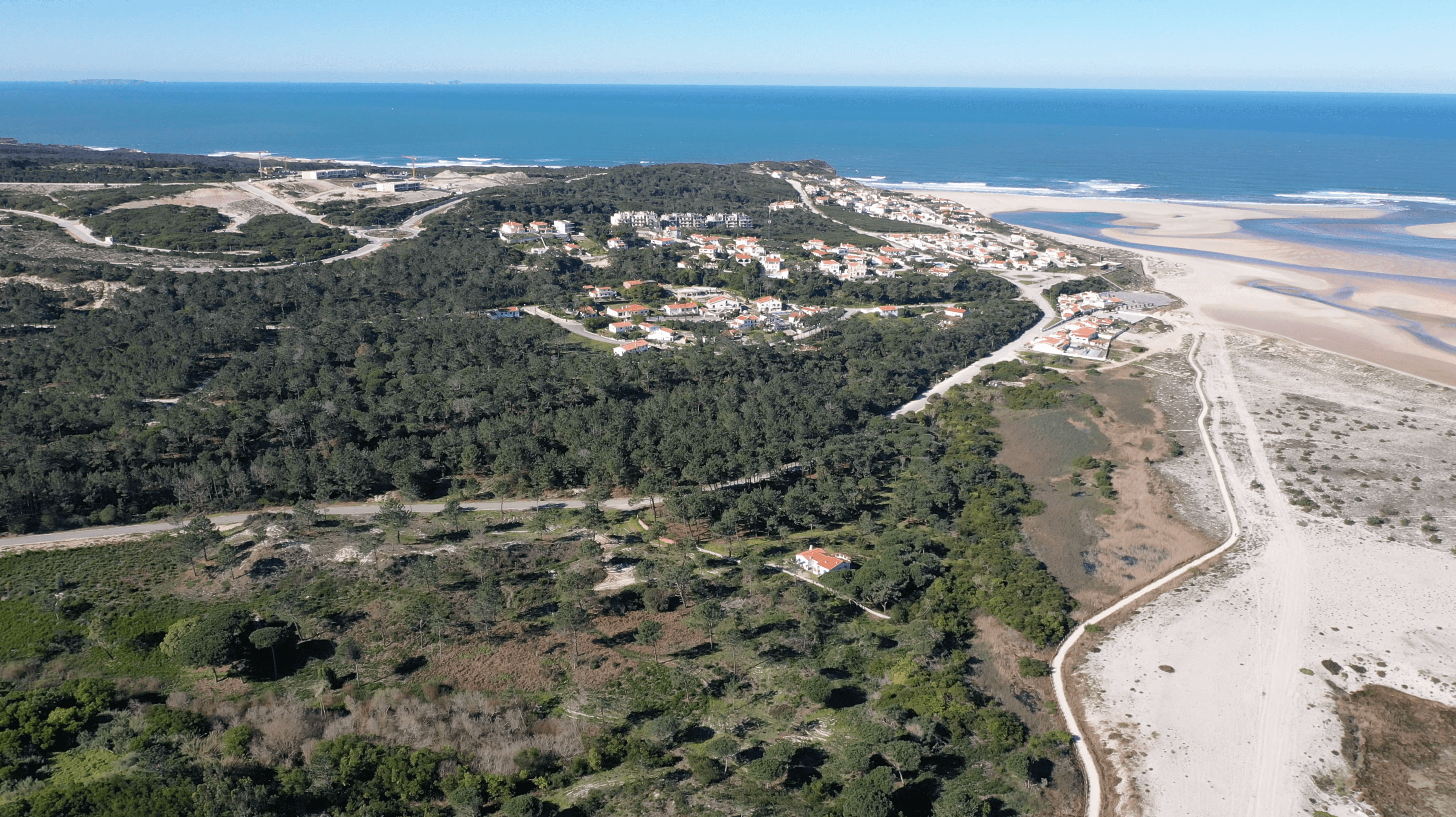 Terreno Urbano com 12.500 m² · Óbidos