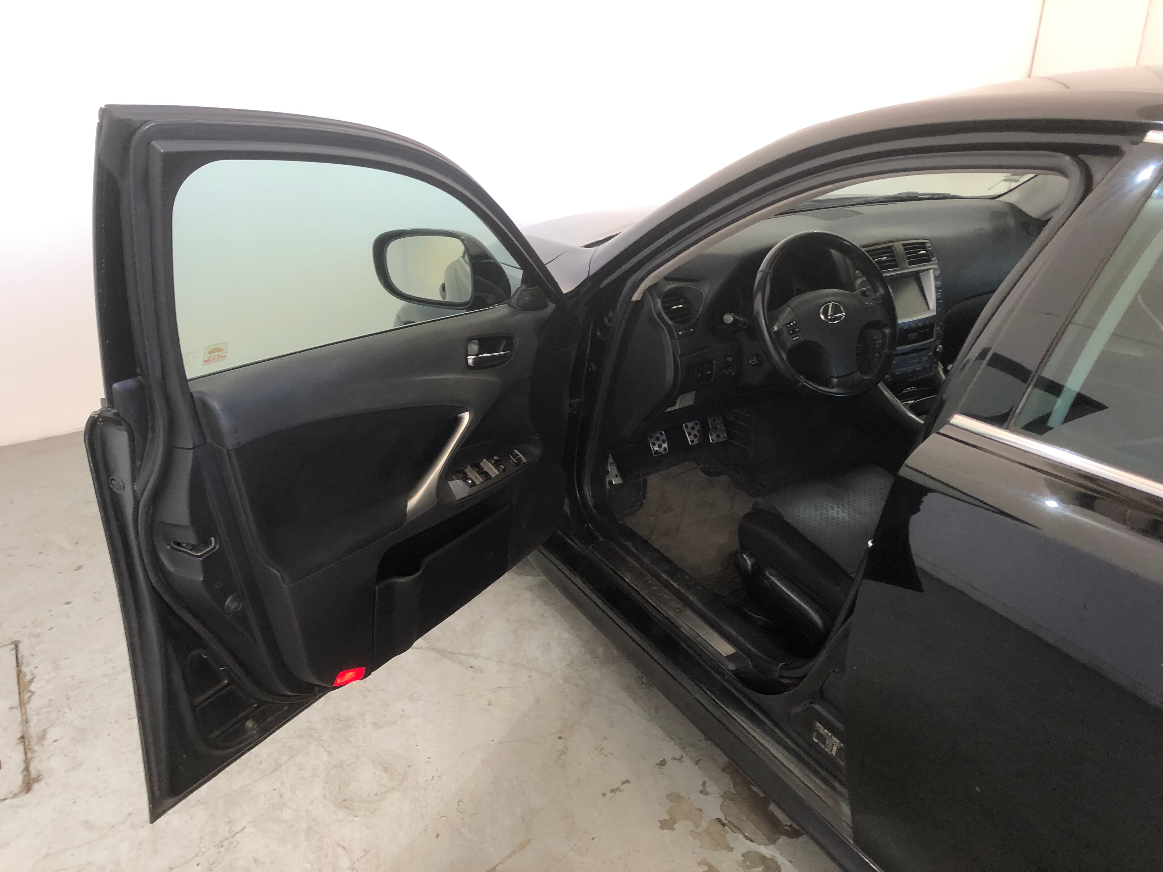 Lexus IS220D · Ano 2006 — imagen 20