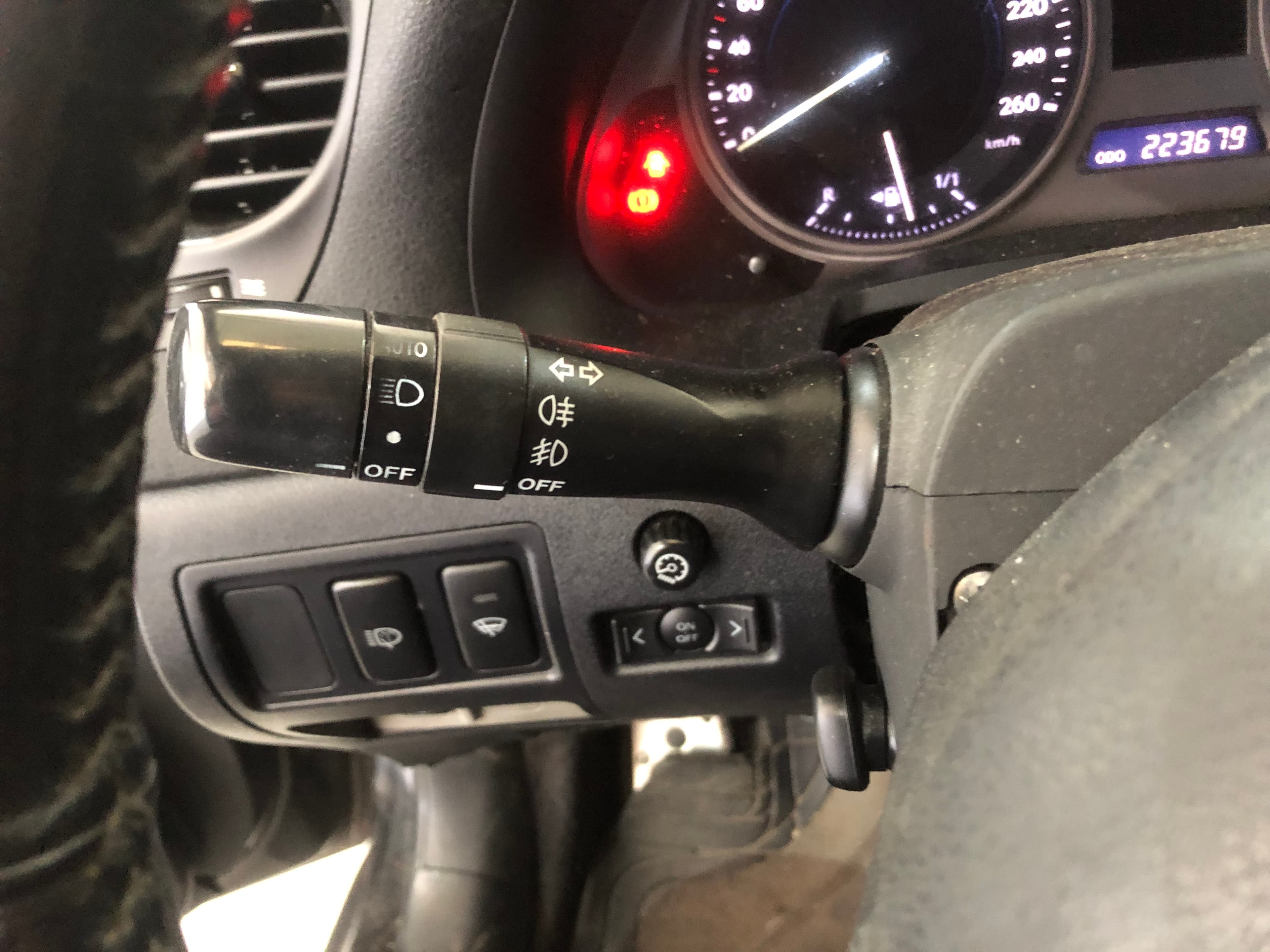 Lexus IS220D · Ano 2006 — imagen 27