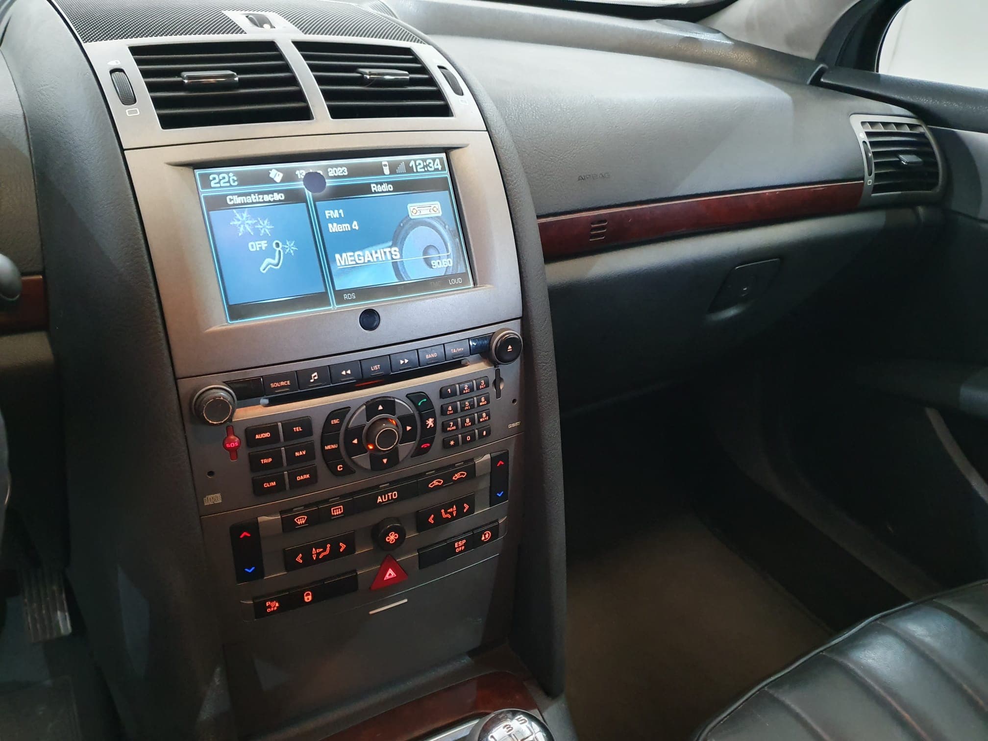 Peugeot 407 · Ano 2005 — imagen 24