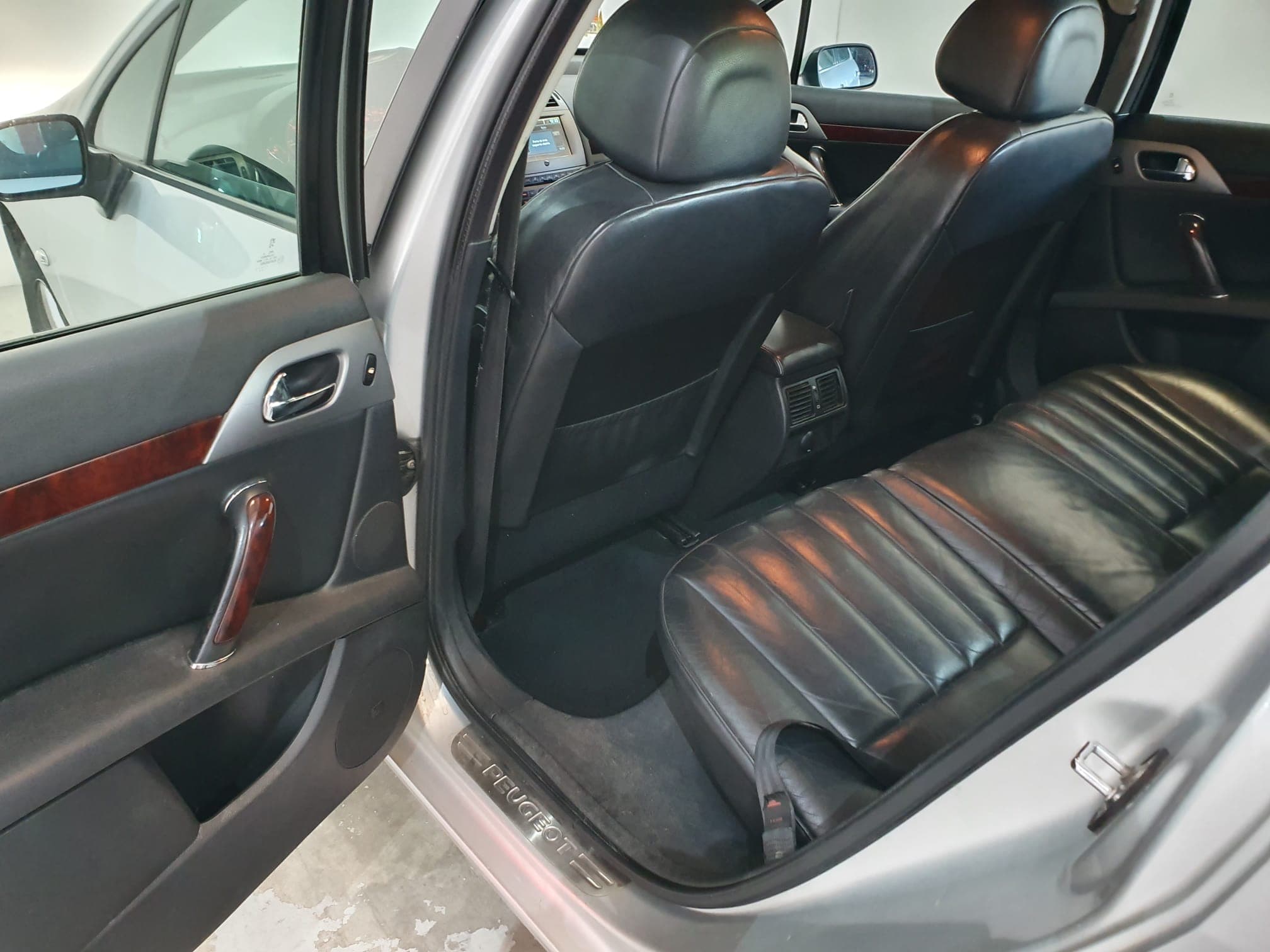 Peugeot 407 · Ano 2005 — imagen 40
