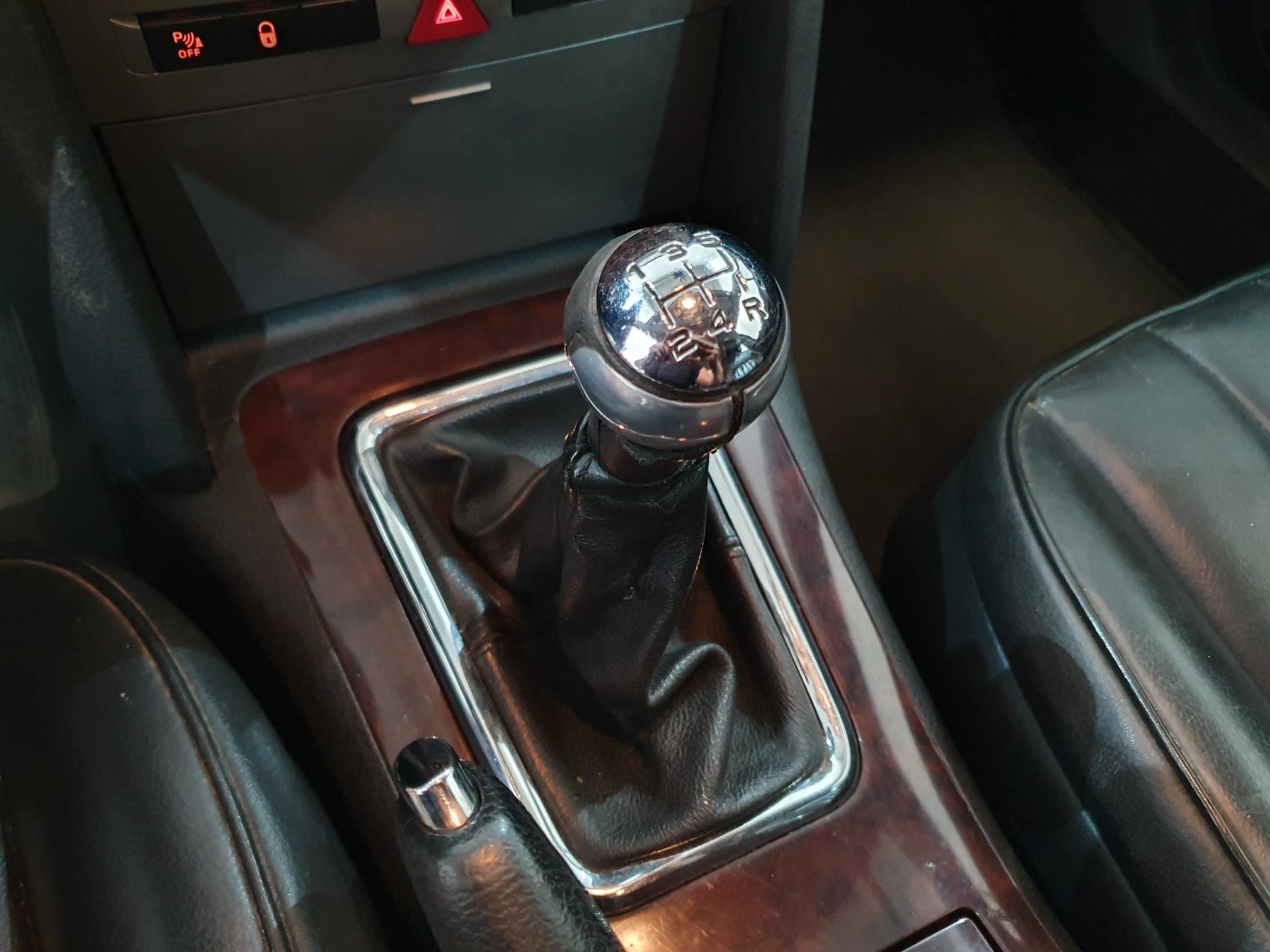 Peugeot 407 · Ano 2005 — imagen 20
