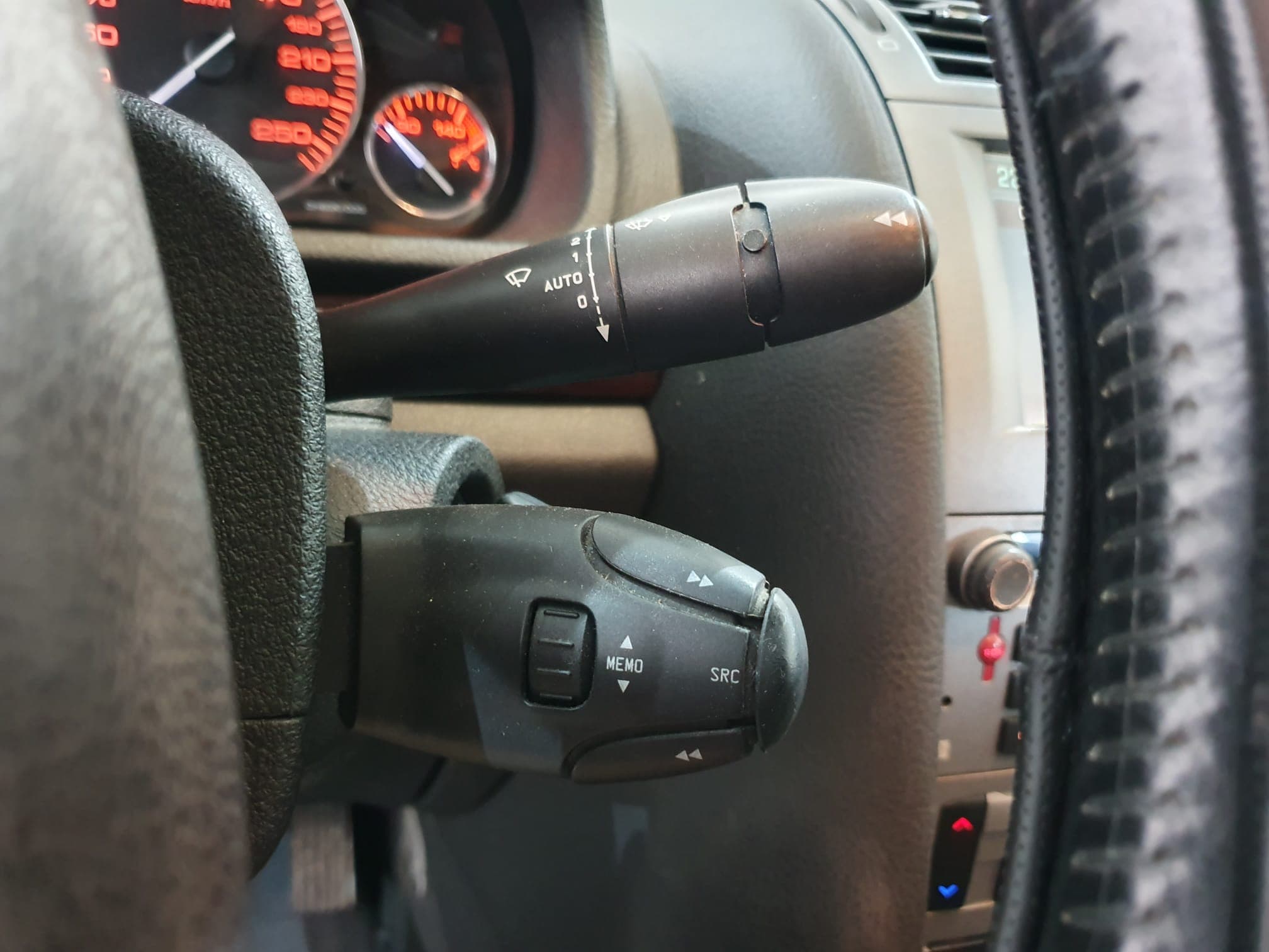 Peugeot 407 · Ano 2005 — imagen 16