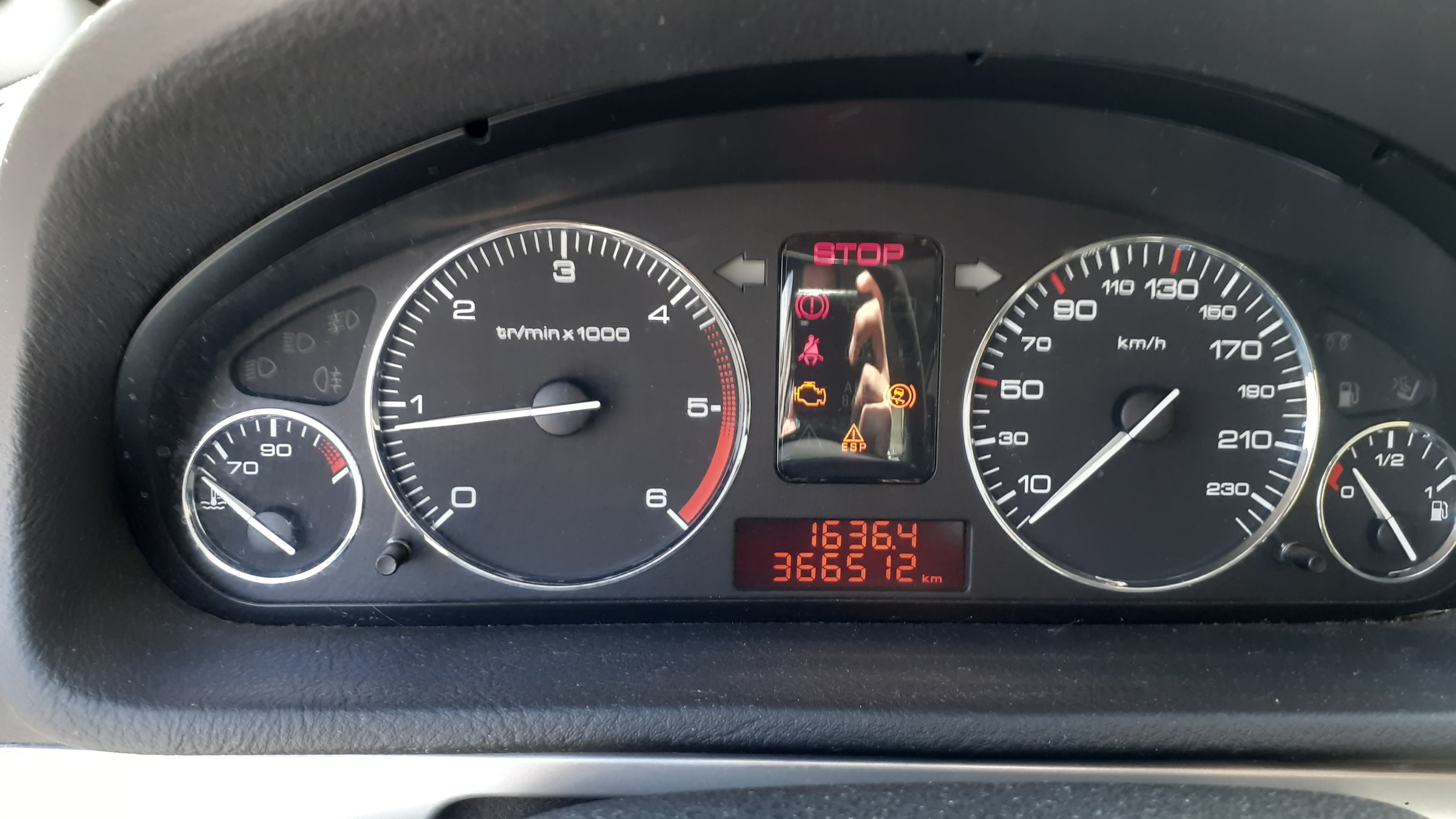 Peugeot 407 — imagen 21