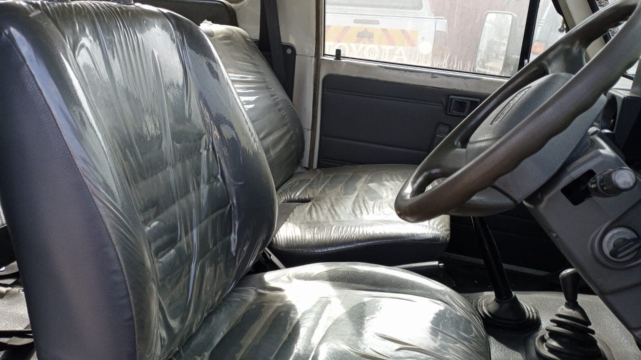 Toyota Landcruiser — imagem 5