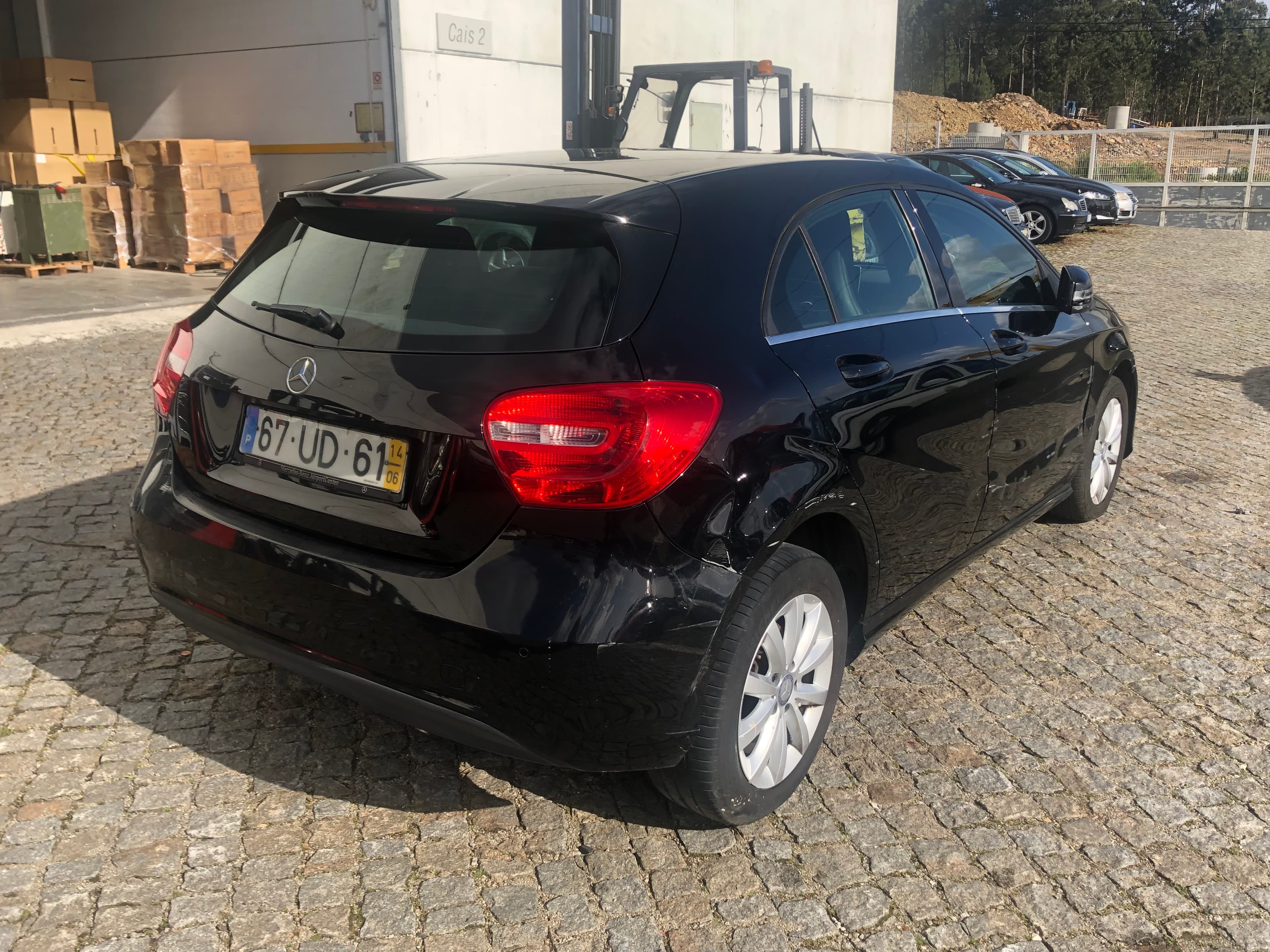 Mercedes-Benz A180 CDI · Ano 2014 — imagem 6