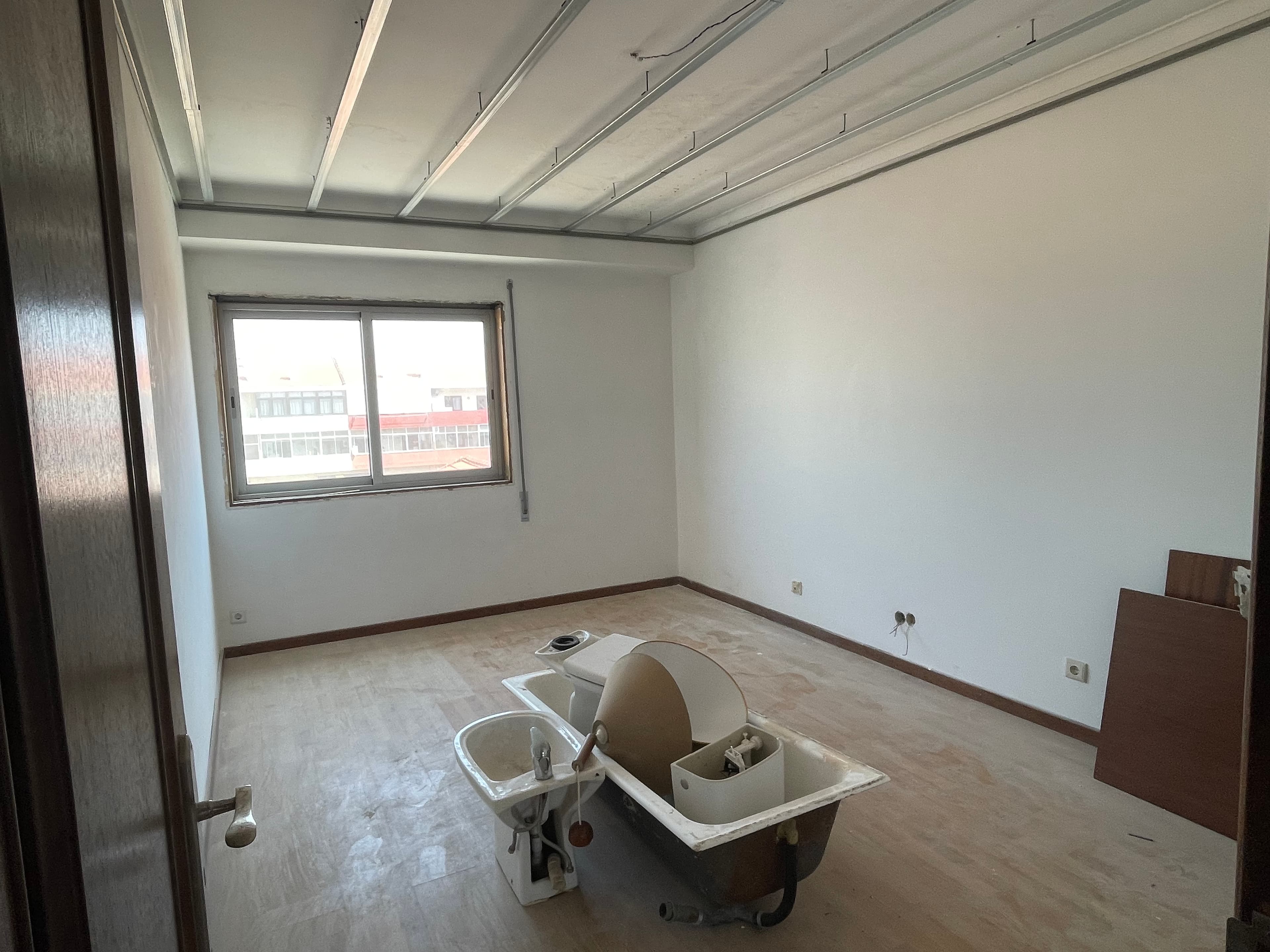 Apartamento T2 Duplex · Espinho — image 10