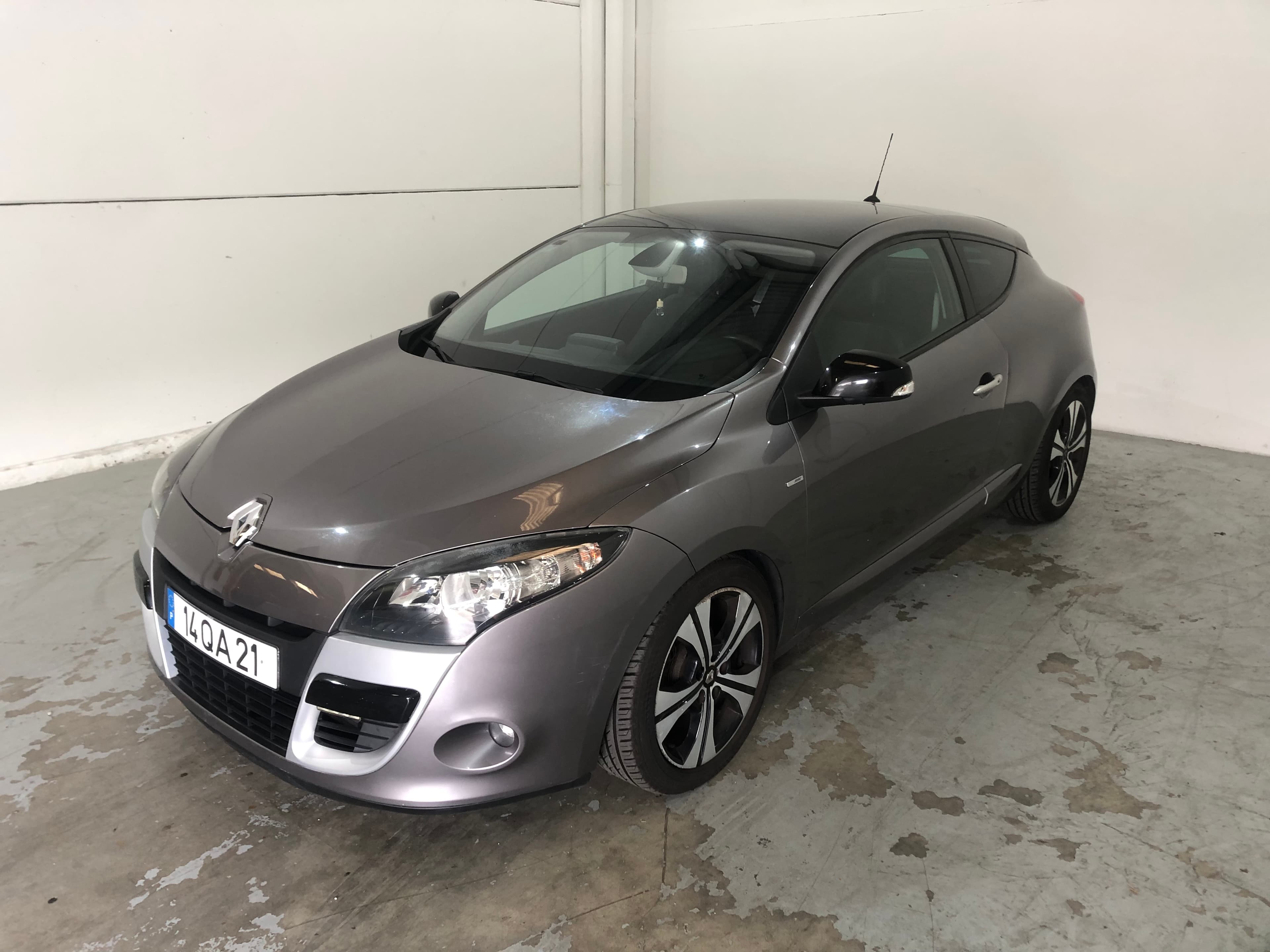 Renault Mégane · Ano 2011 — imagem 3