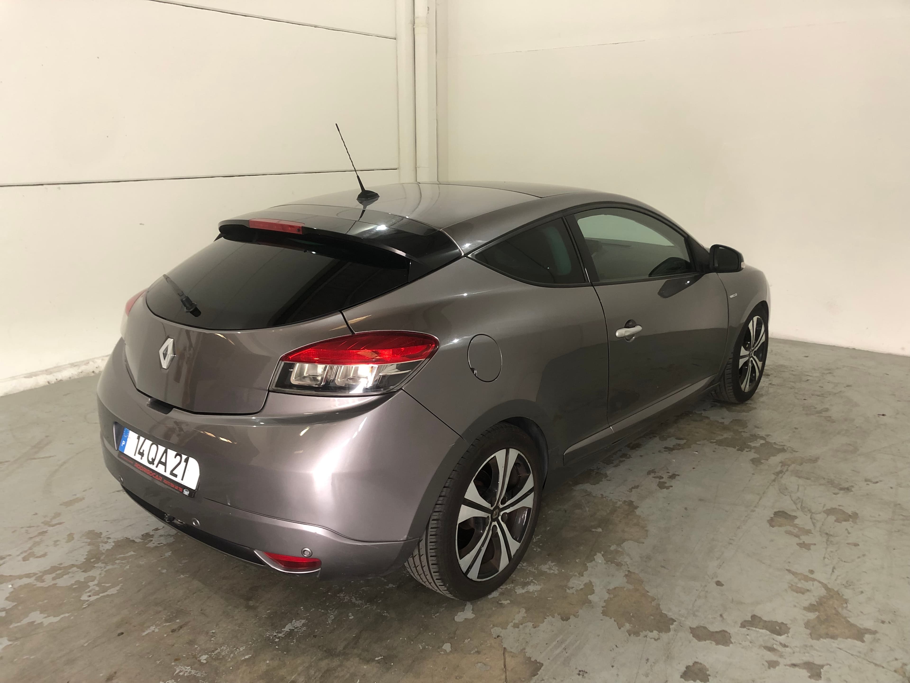 Renault Mégane · Ano 2011 — imagem 5