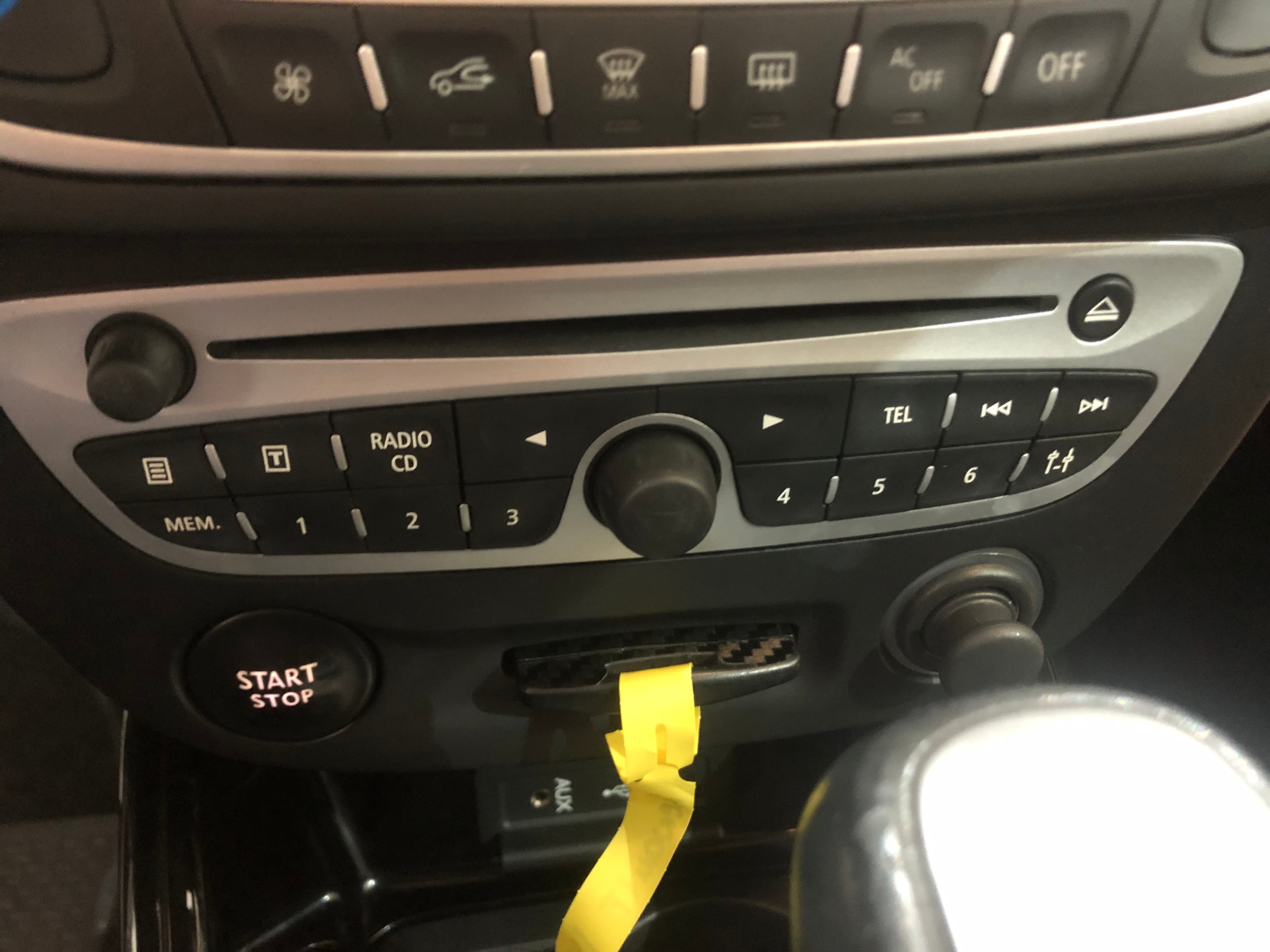 Renault Mégane · Ano 2011 — imagem 40