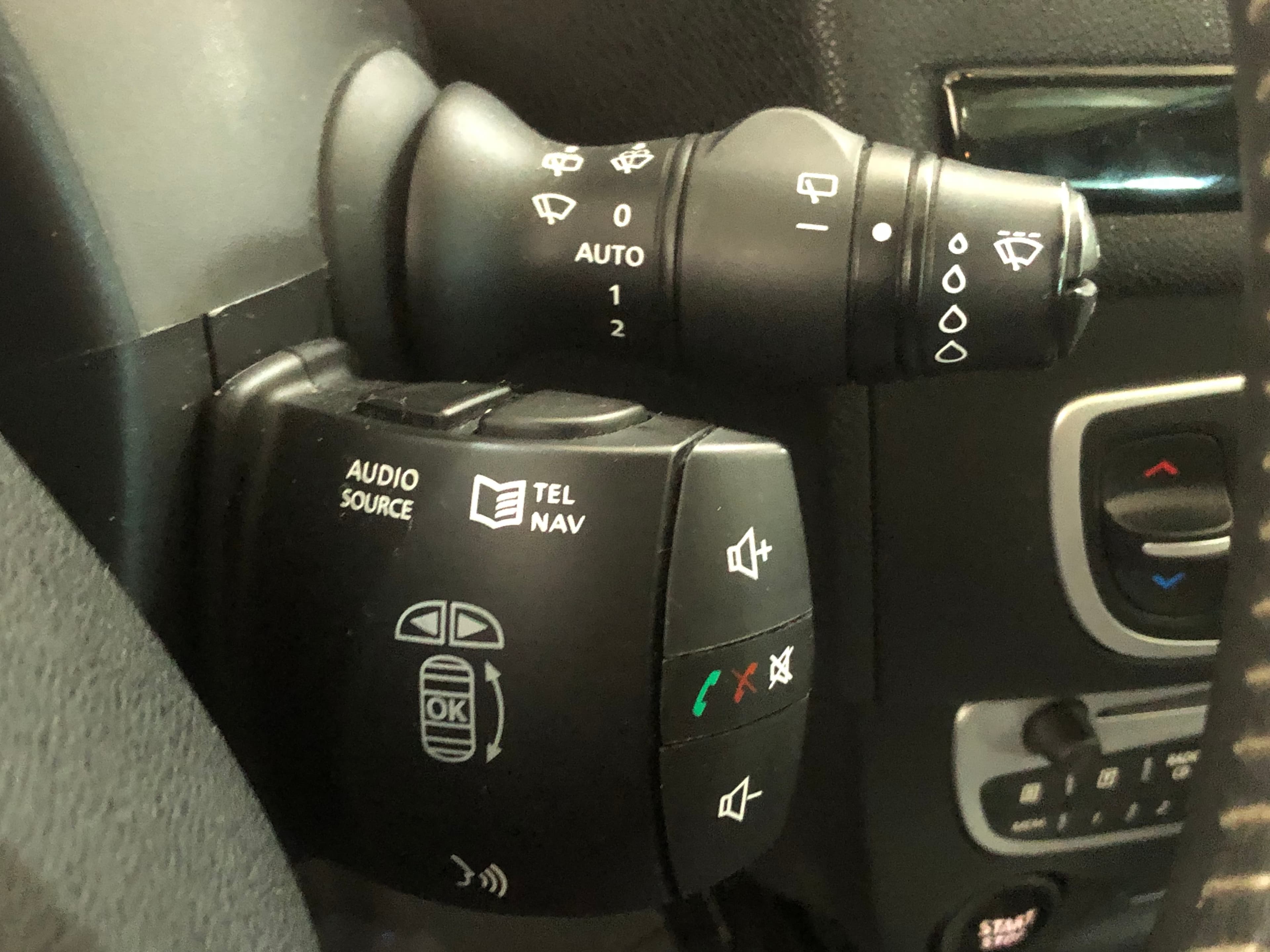 Renault Mégane · Ano 2011 — imagem 26