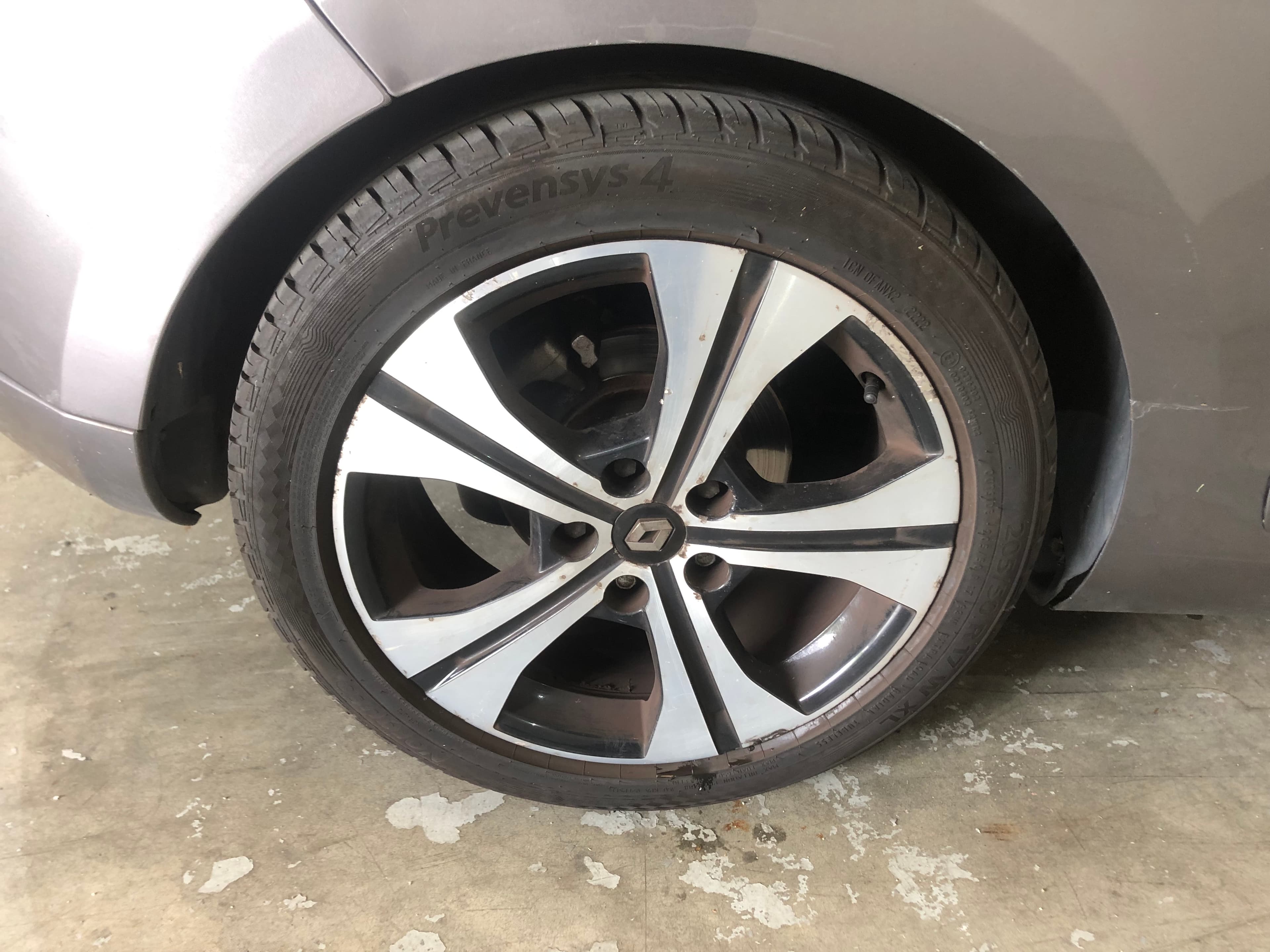 Renault Mégane · Ano 2011 — imagem 18