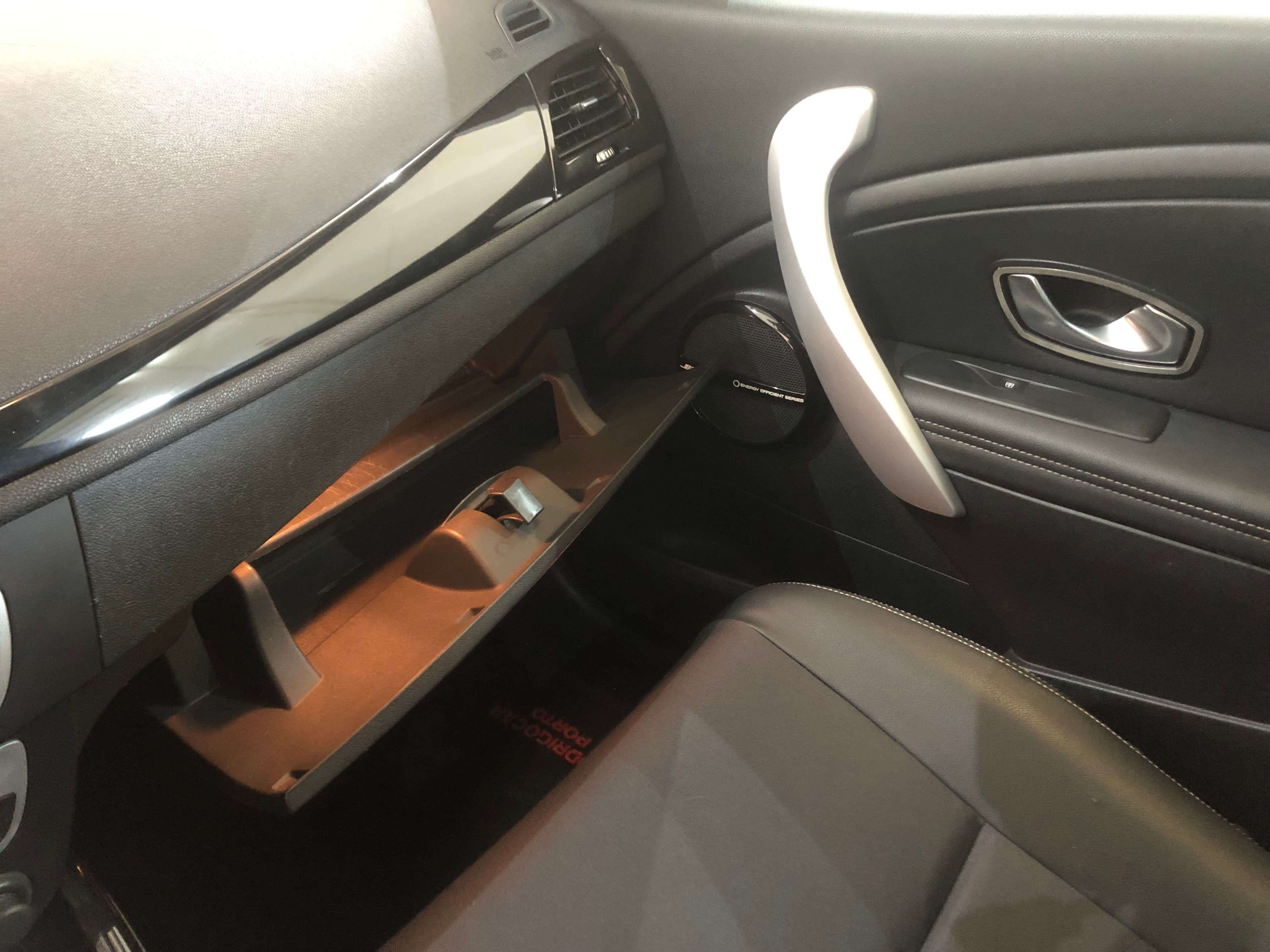 Renault Mégane · Ano 2011 — imagem 38