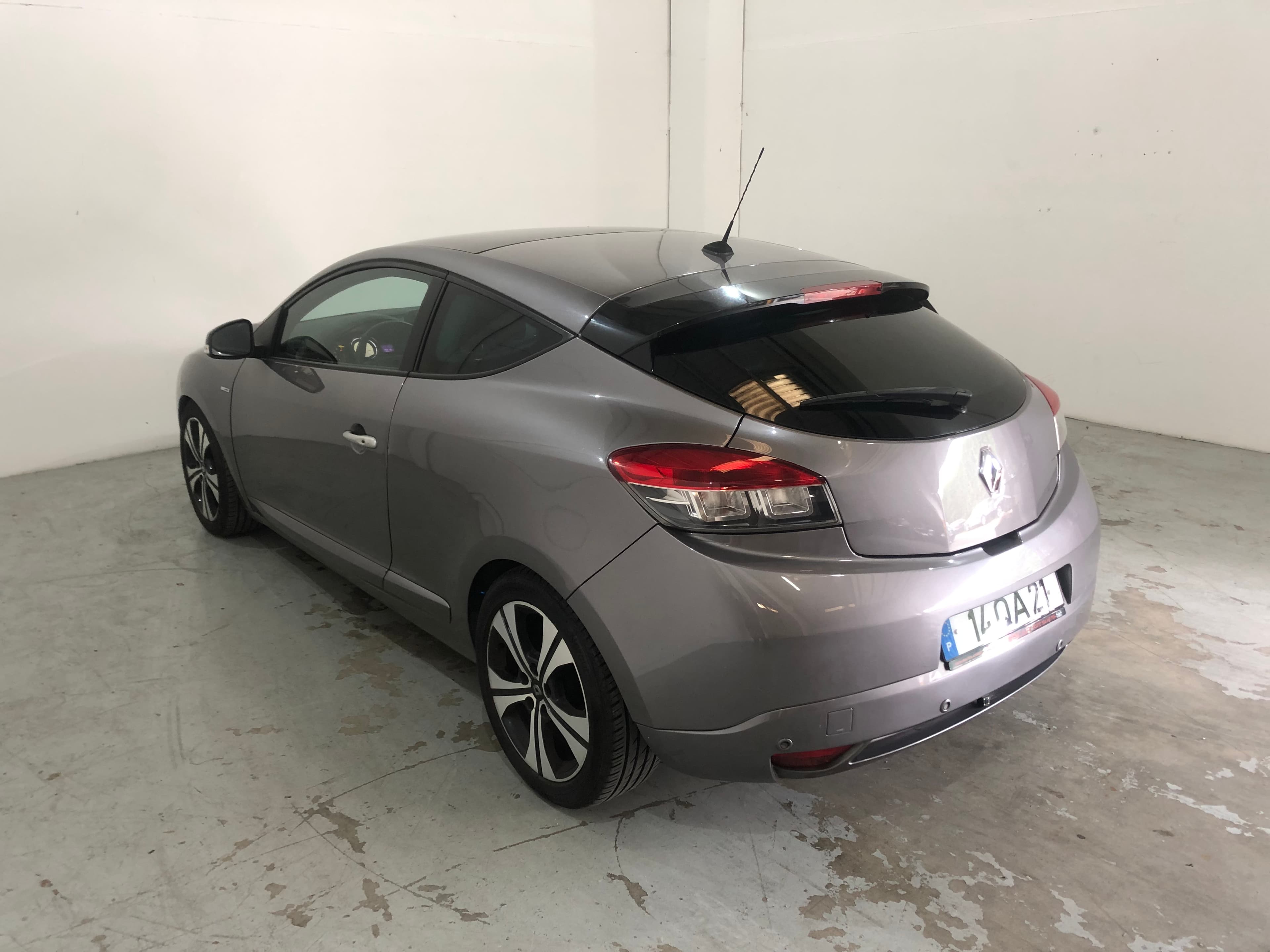 Renault Mégane · Ano 2011 — imagem 6