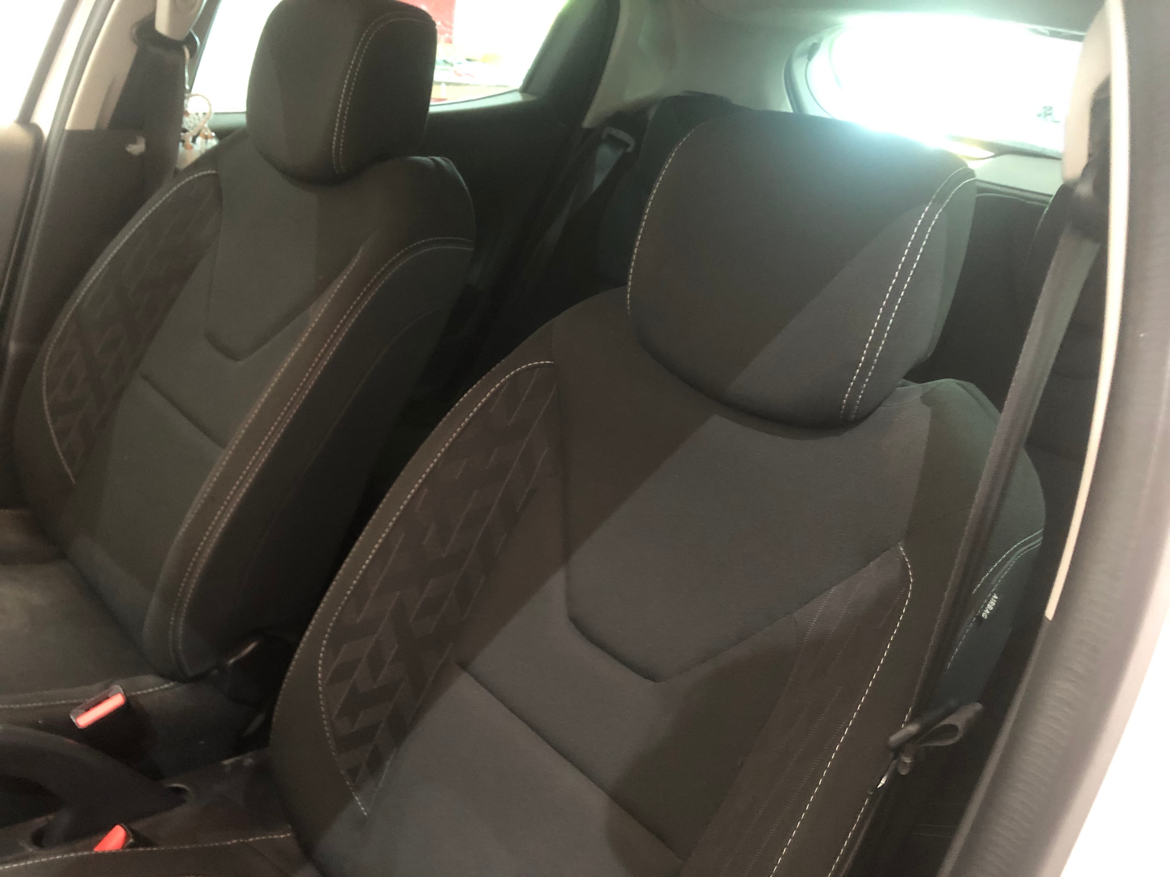 Renault Clio · Año 2019 — imagen 25