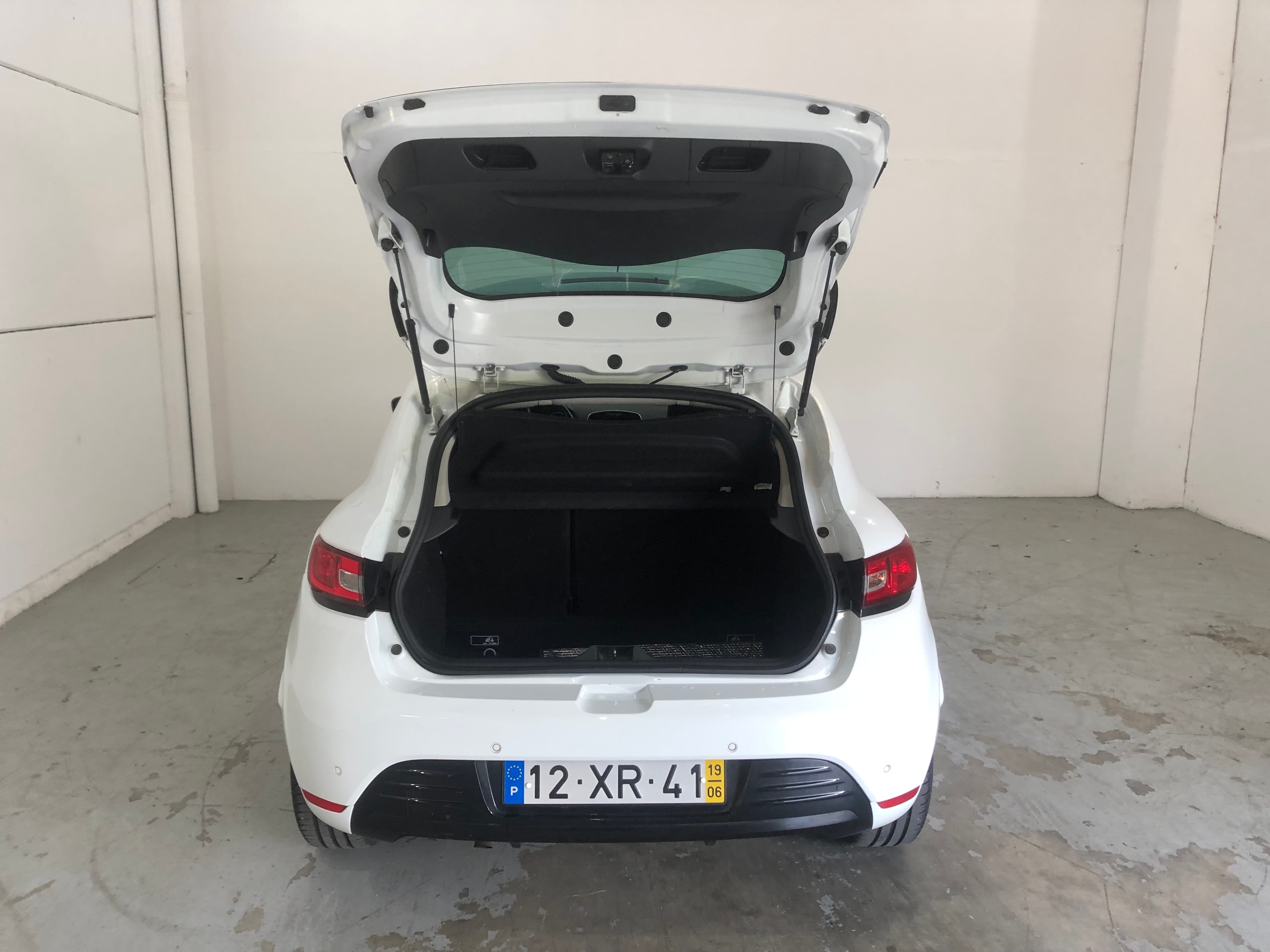 Renault Clio · Año 2019 — imagen 6
