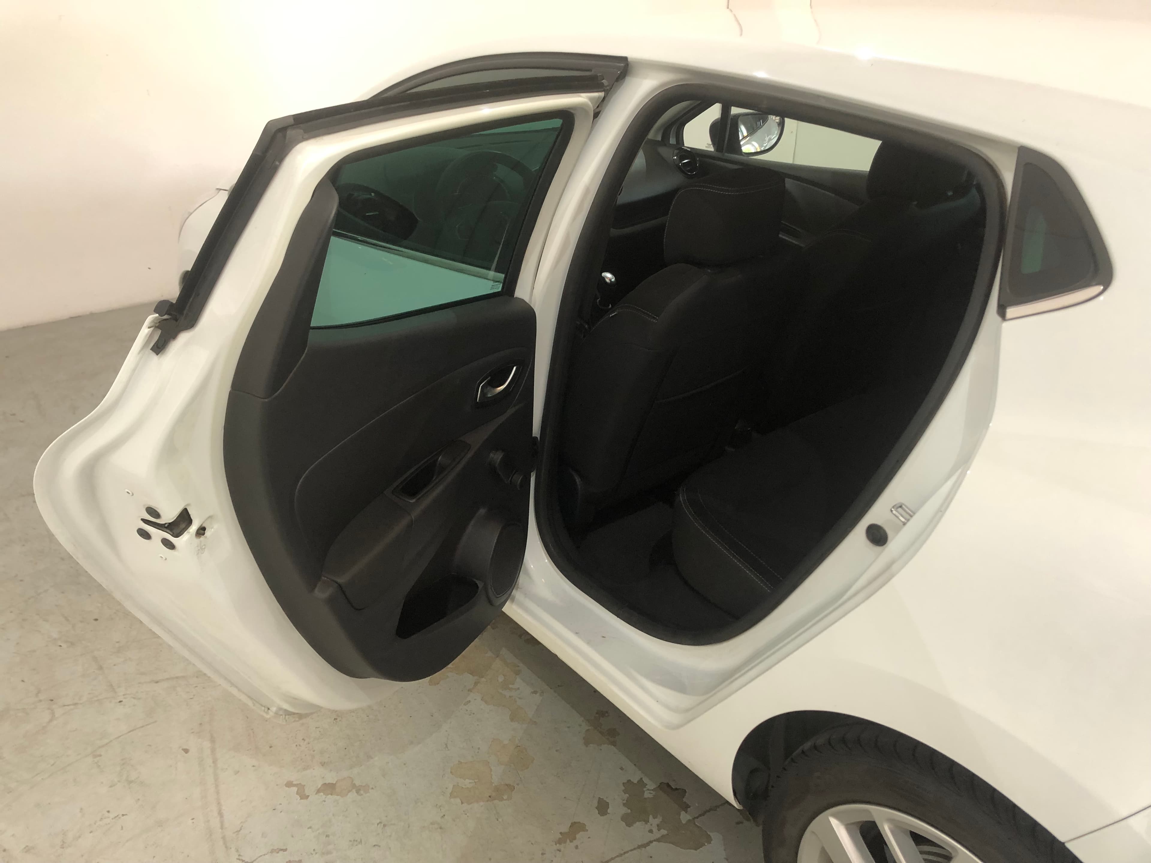 Renault Clio · Año 2019 — imagen 16