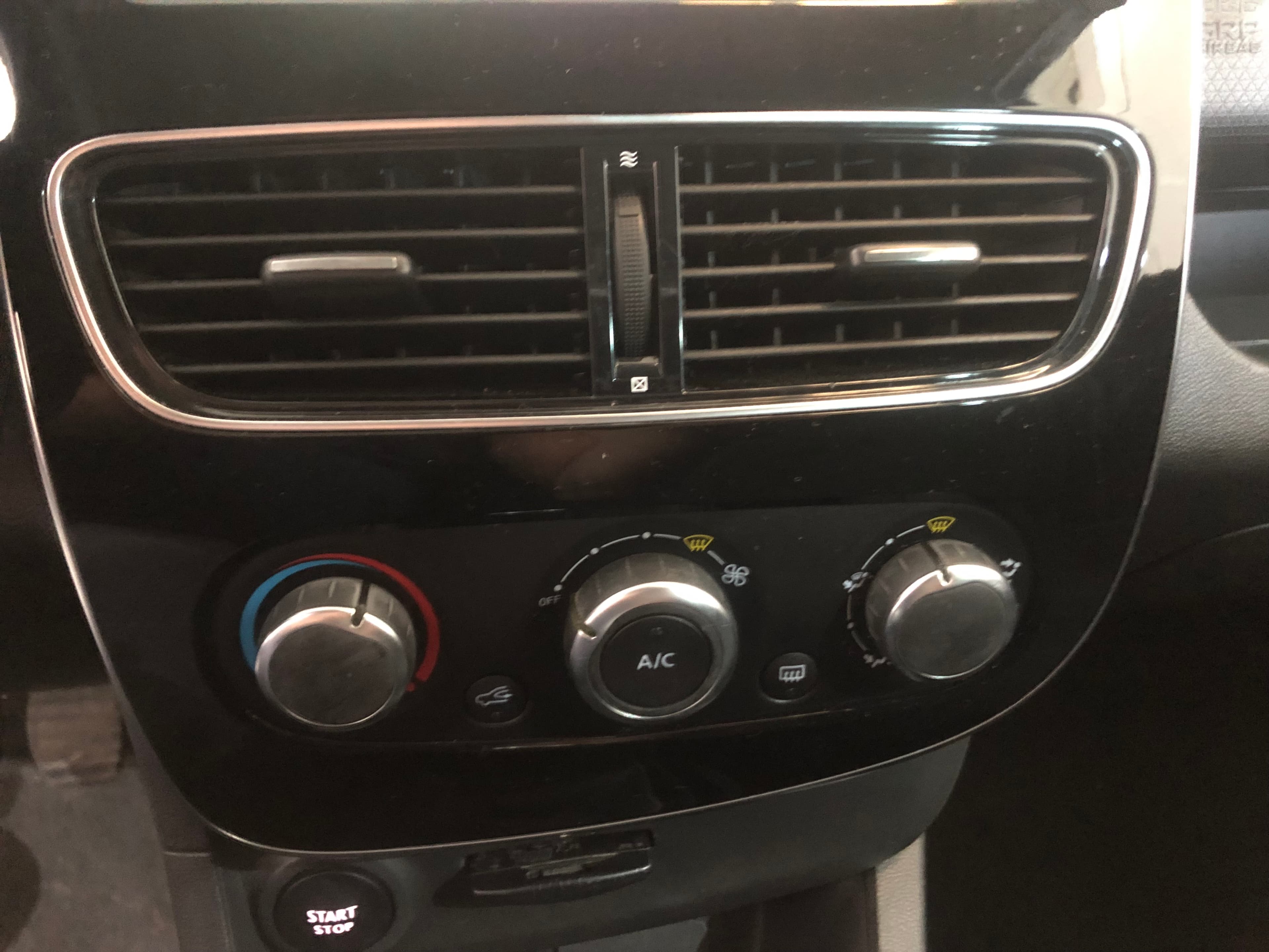 Renault Clio · Año 2019 — imagen 27