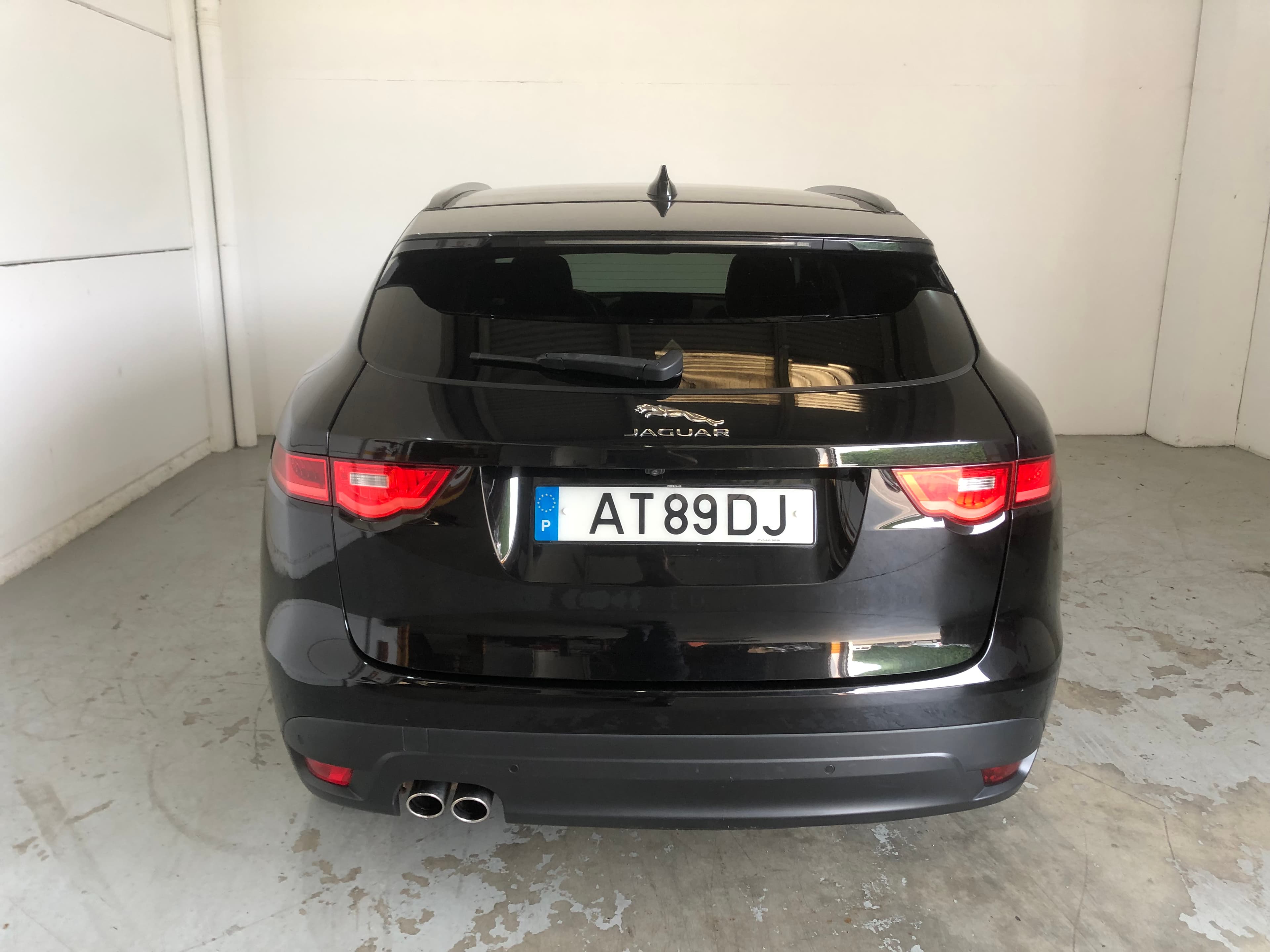 Jaguar F Pace 2.0 I4D · Ano 2016 — image 4