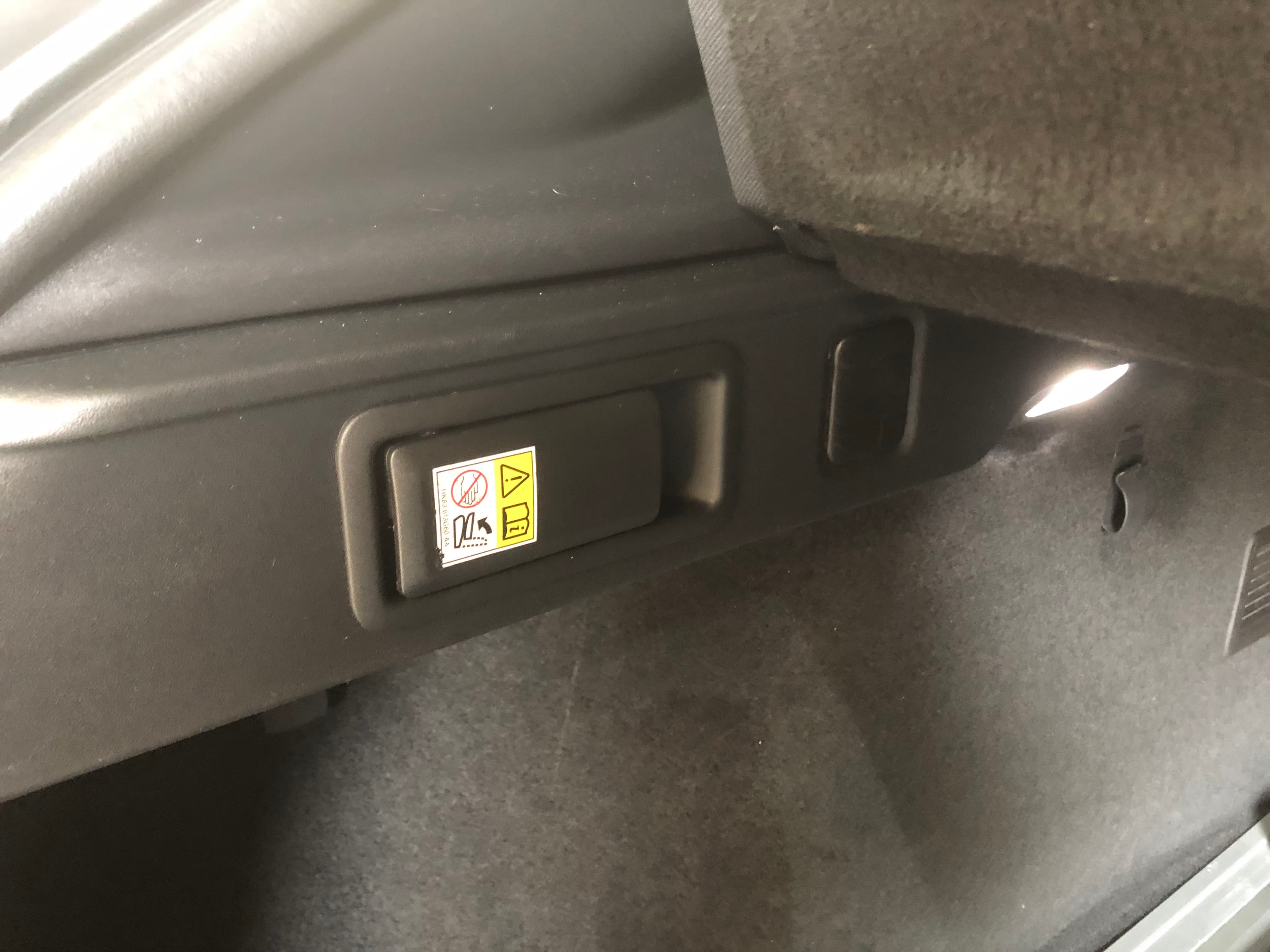 Jaguar F Pace 2.0 I4D · Ano 2016 — image 12