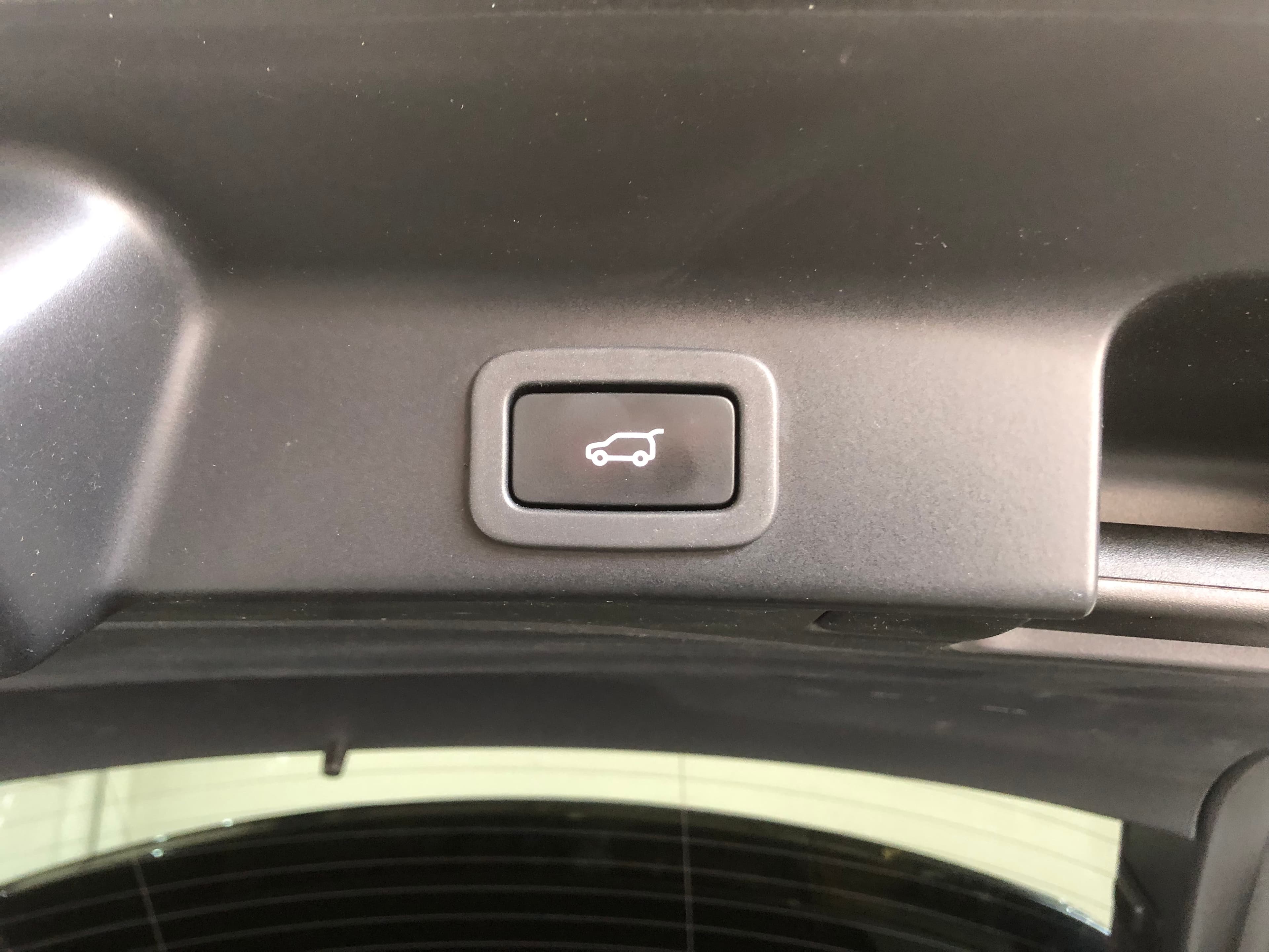 Jaguar F Pace 2.0 I4D · Ano 2016 — image 6
